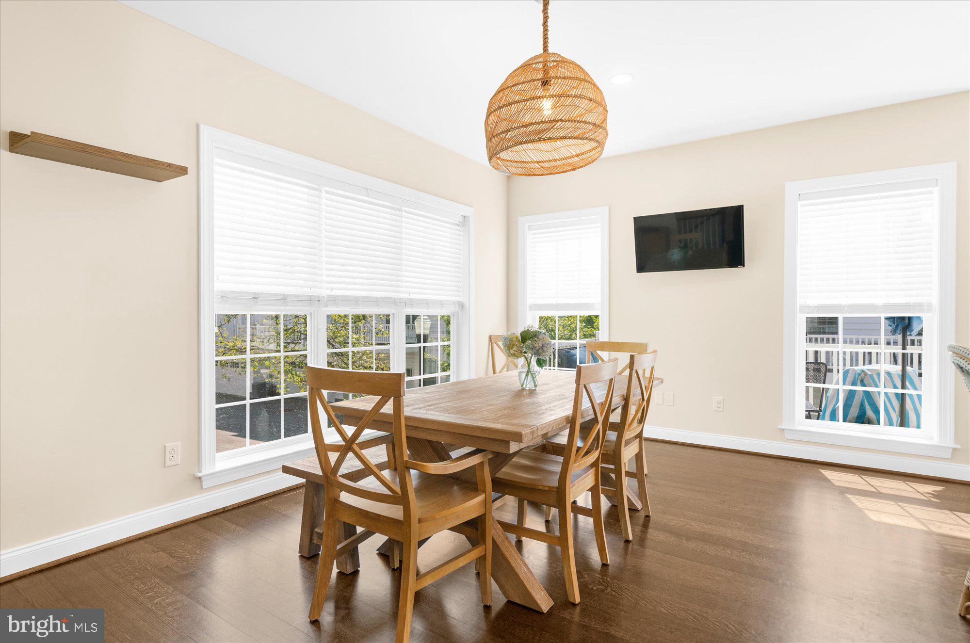 RAVENSCLIFF - Residential