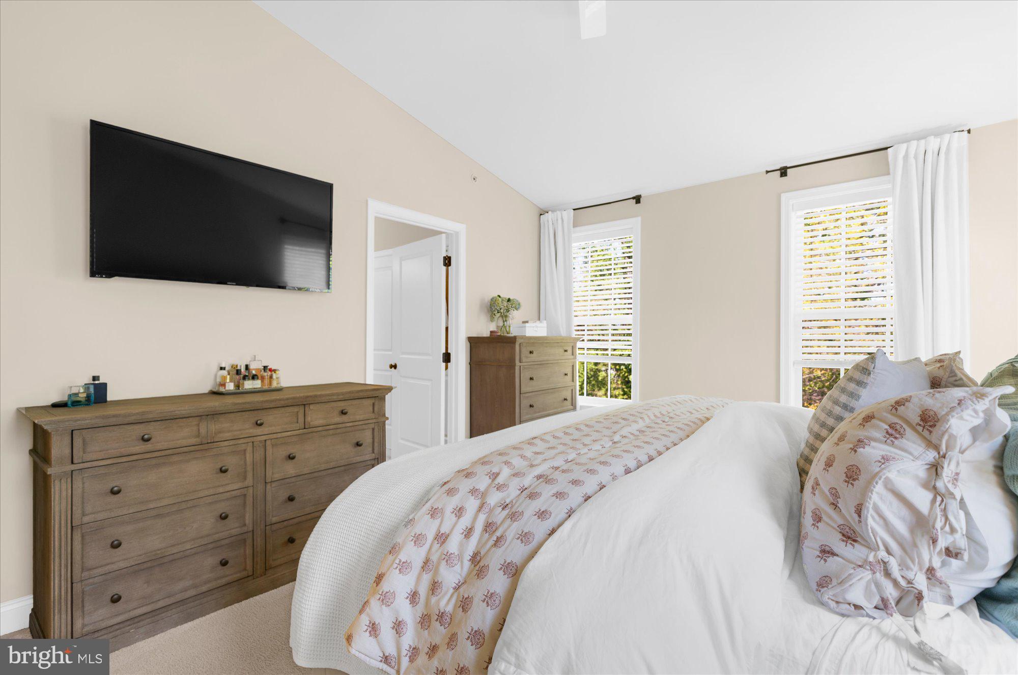 RAVENSCLIFF - Residential