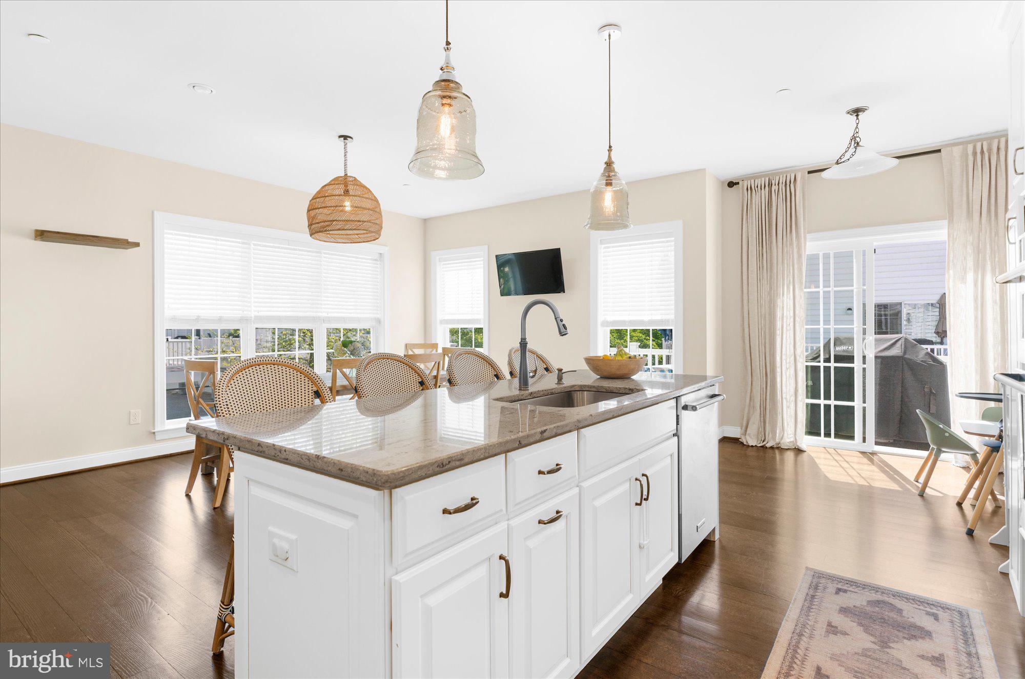 RAVENSCLIFF - Residential