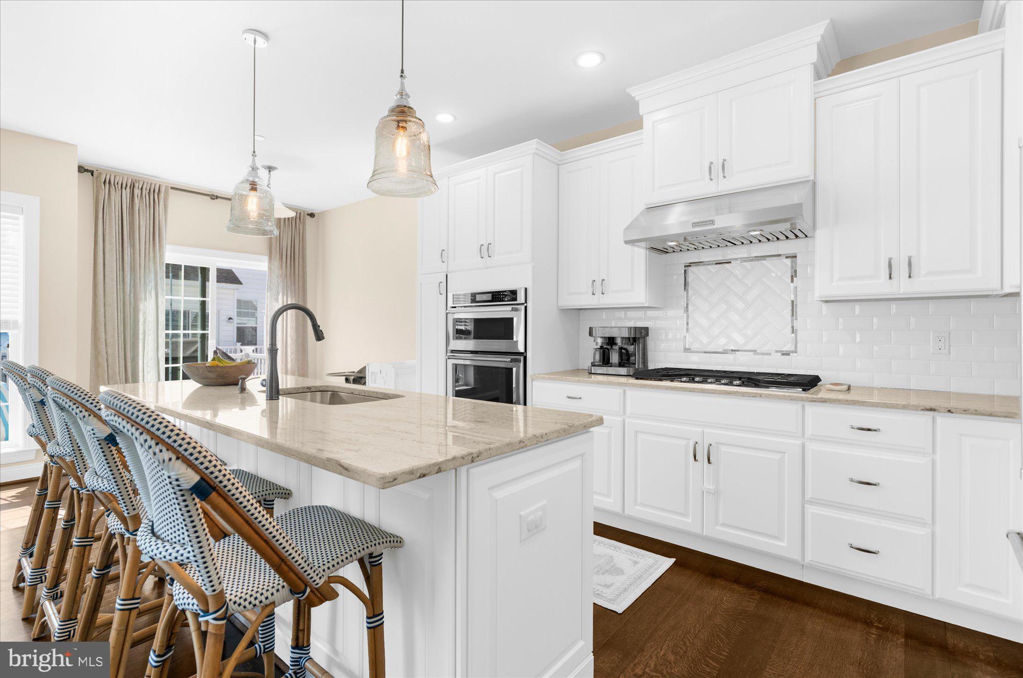 RAVENSCLIFF - Residential