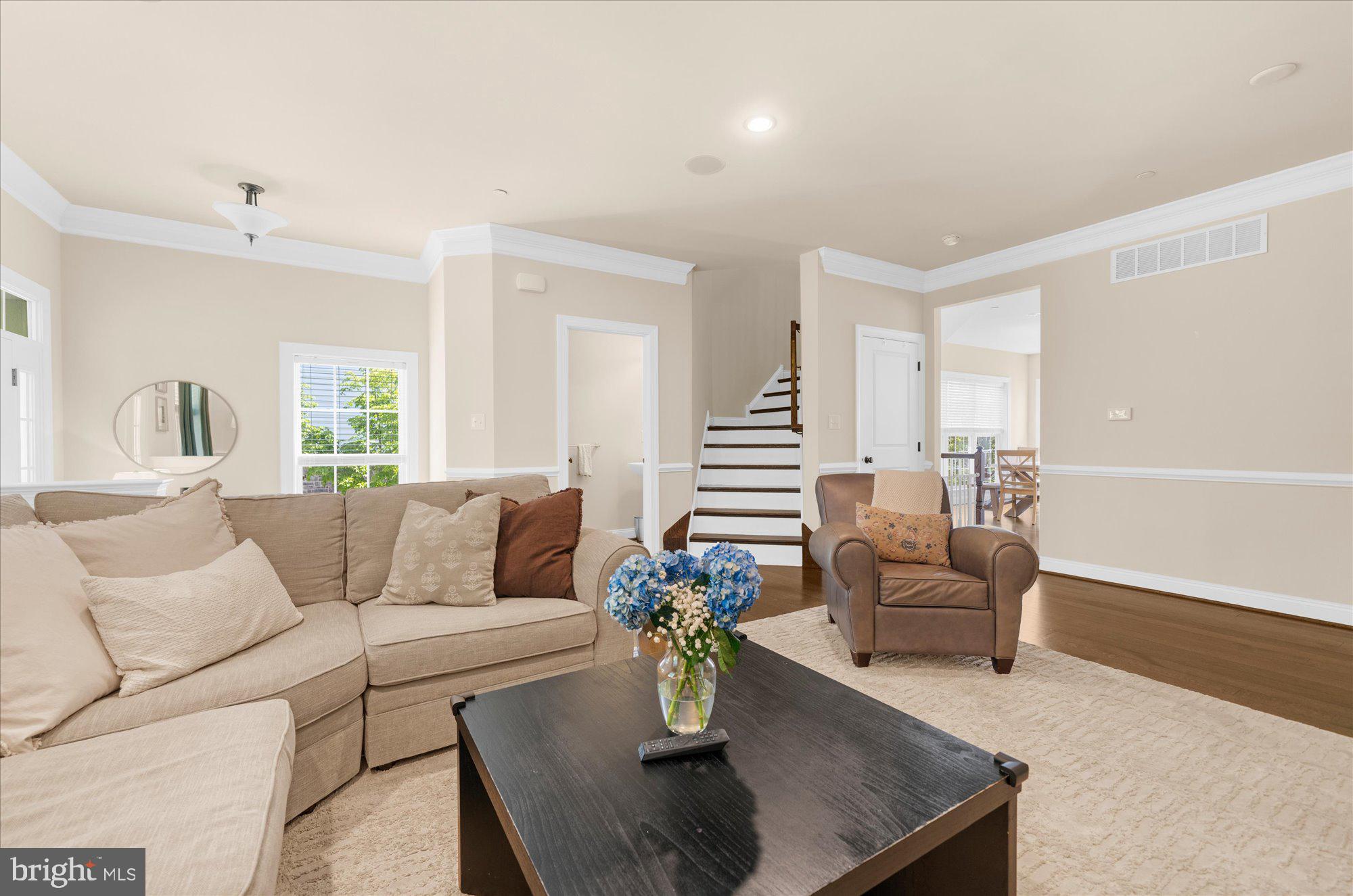 RAVENSCLIFF - Residential
