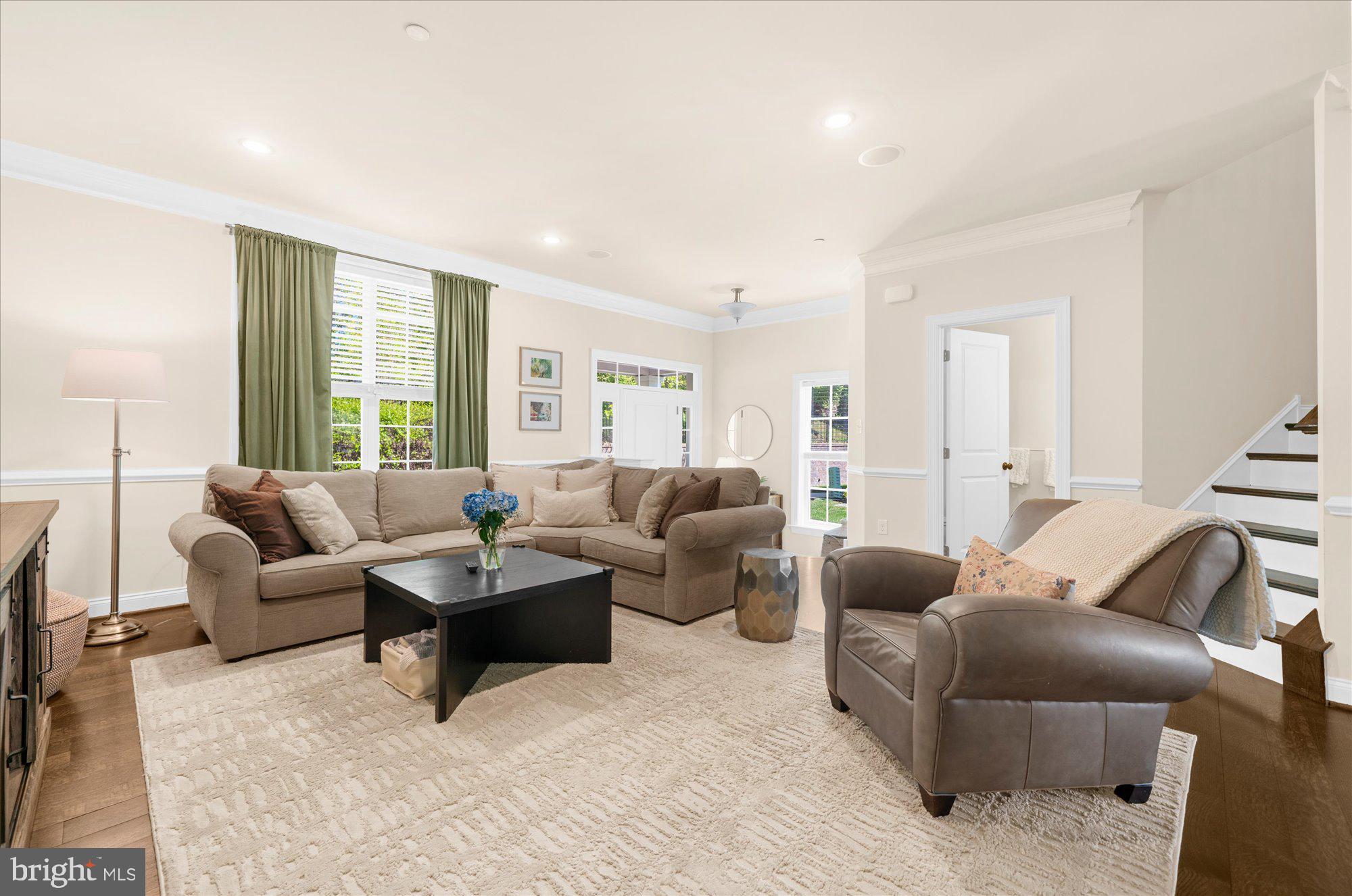 RAVENSCLIFF - Residential