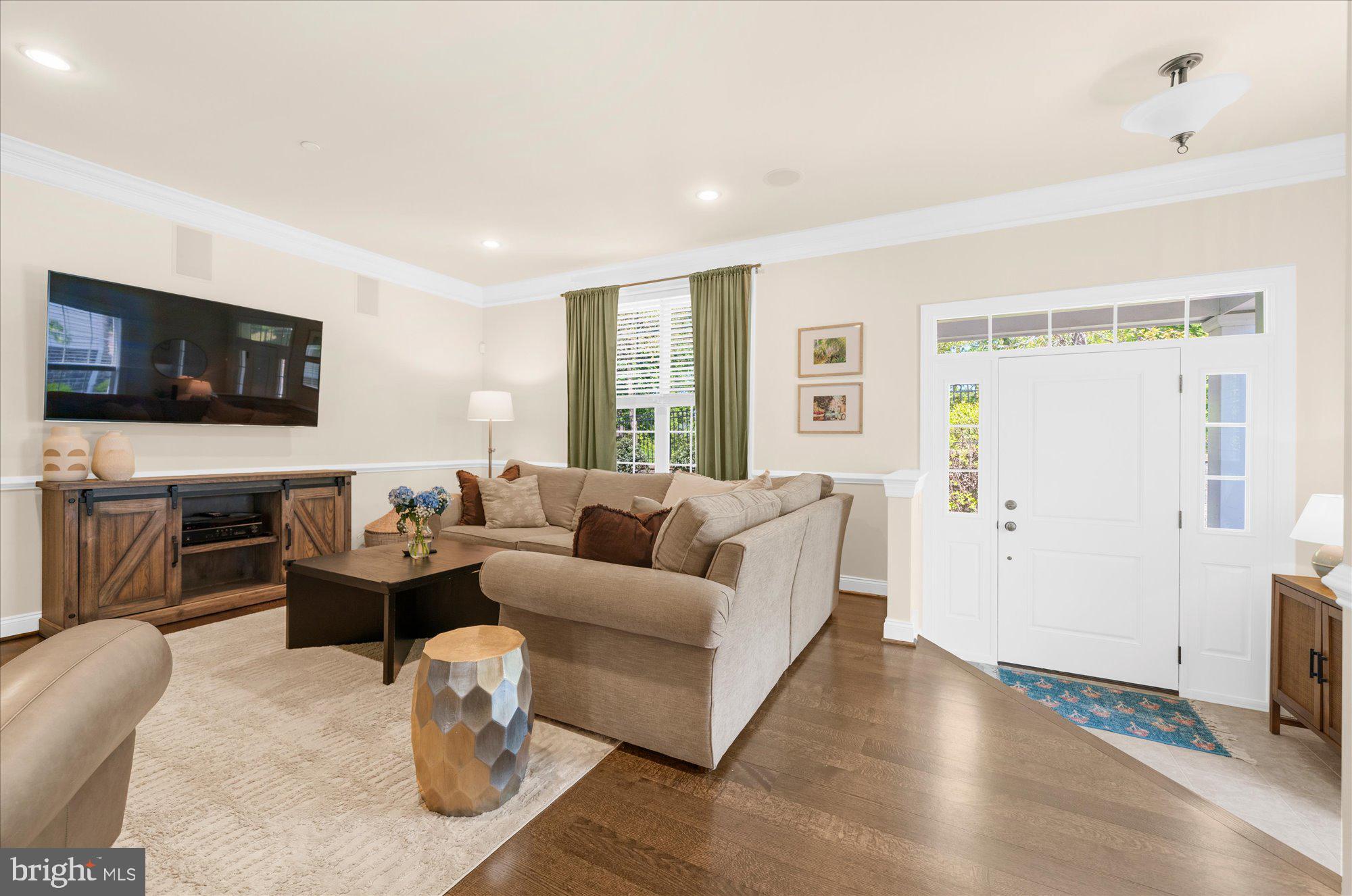 RAVENSCLIFF - Residential