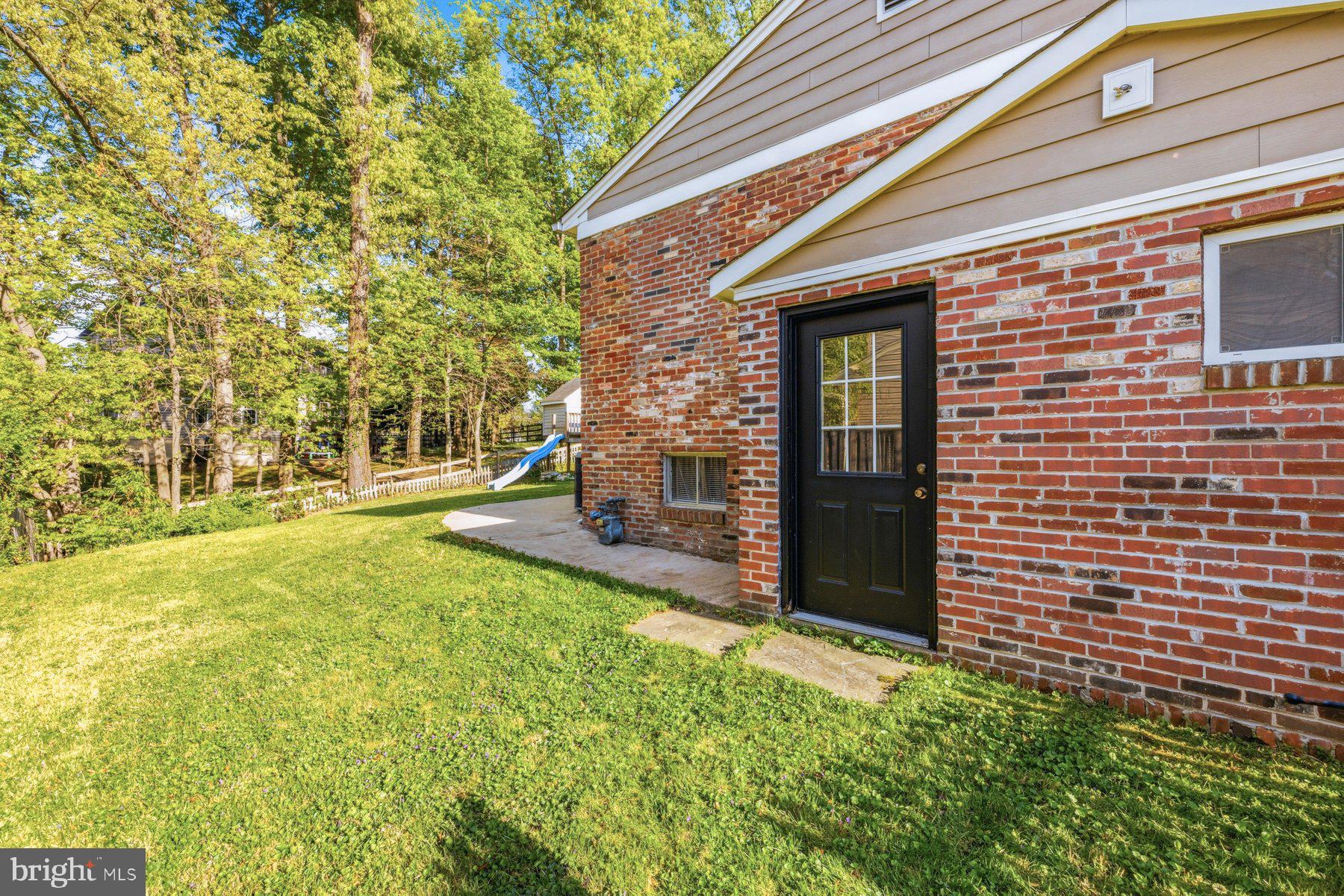 WHEATON OUTSIDE - Residential