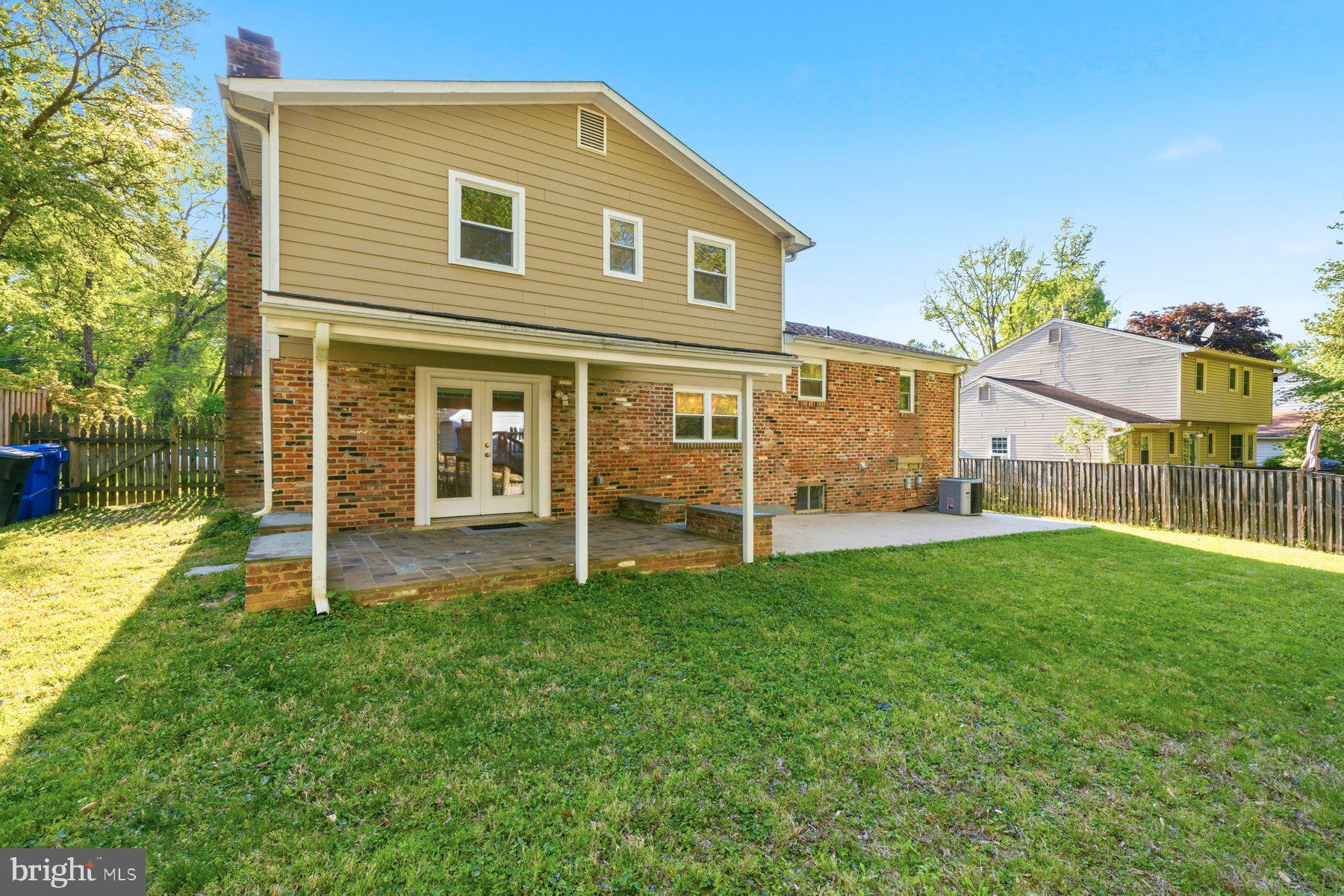 WHEATON OUTSIDE - Residential