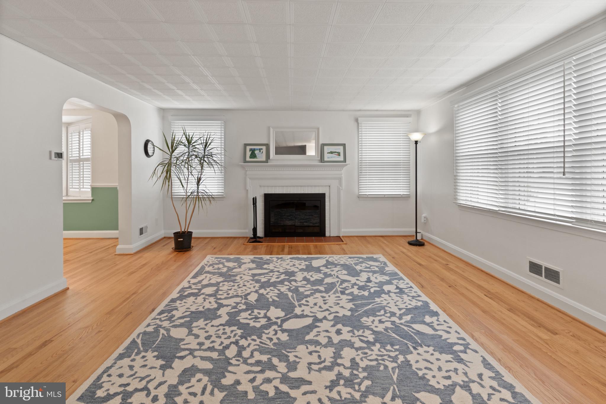 LOCH RAVEN MANOR - Residential