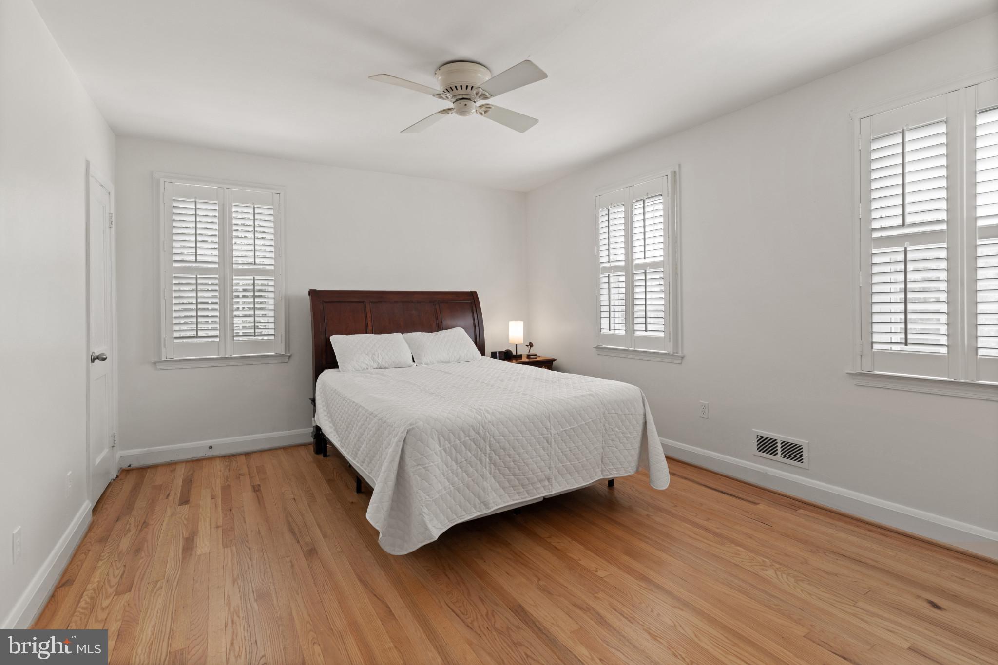 LOCH RAVEN MANOR - Residential