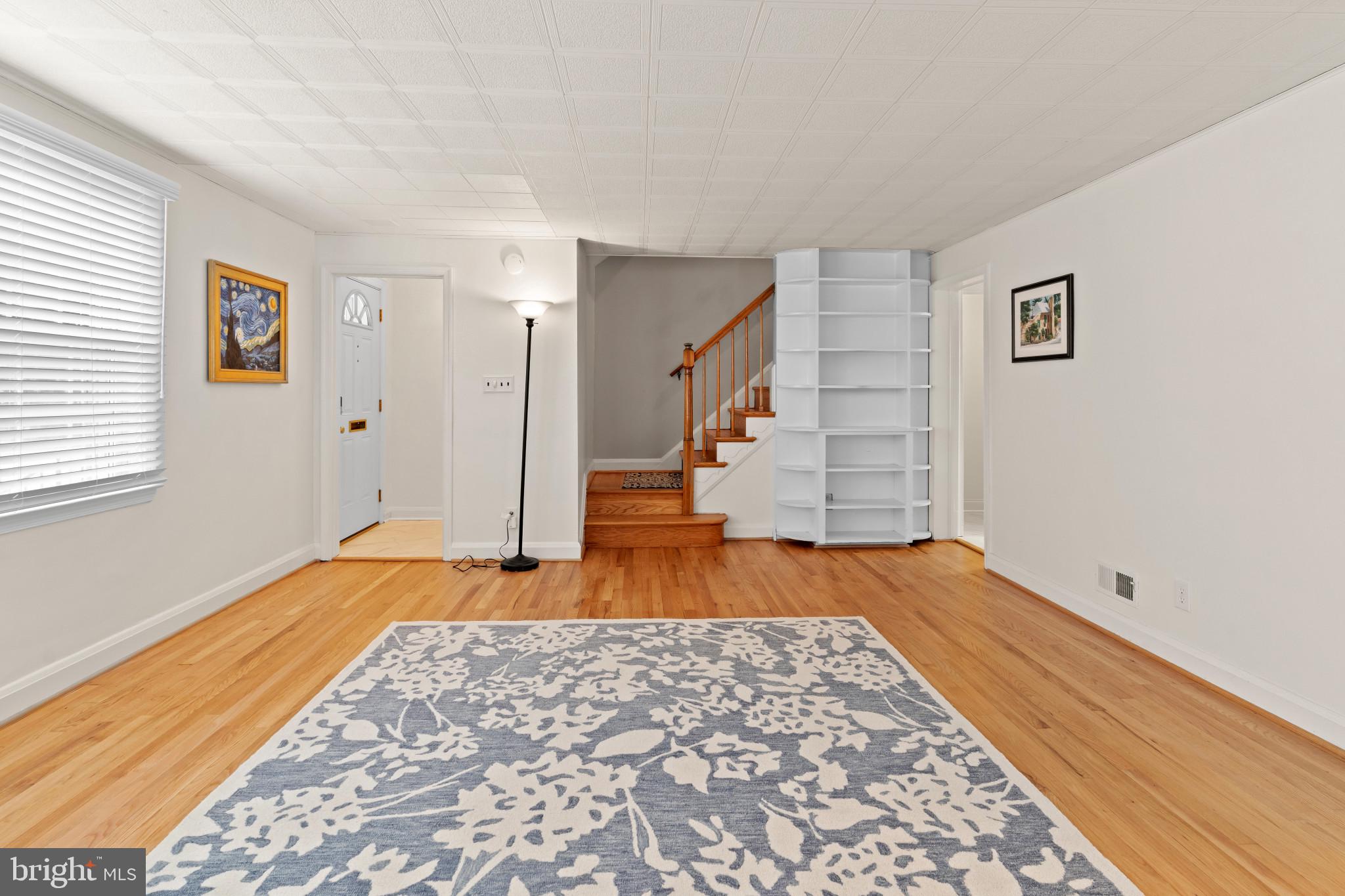 LOCH RAVEN MANOR - Residential