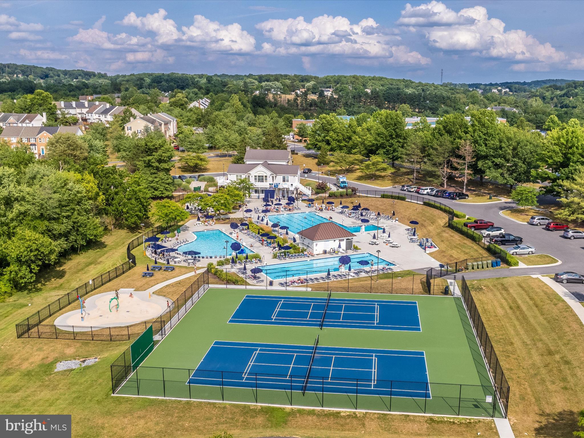 SPRING RIDGE - Residential