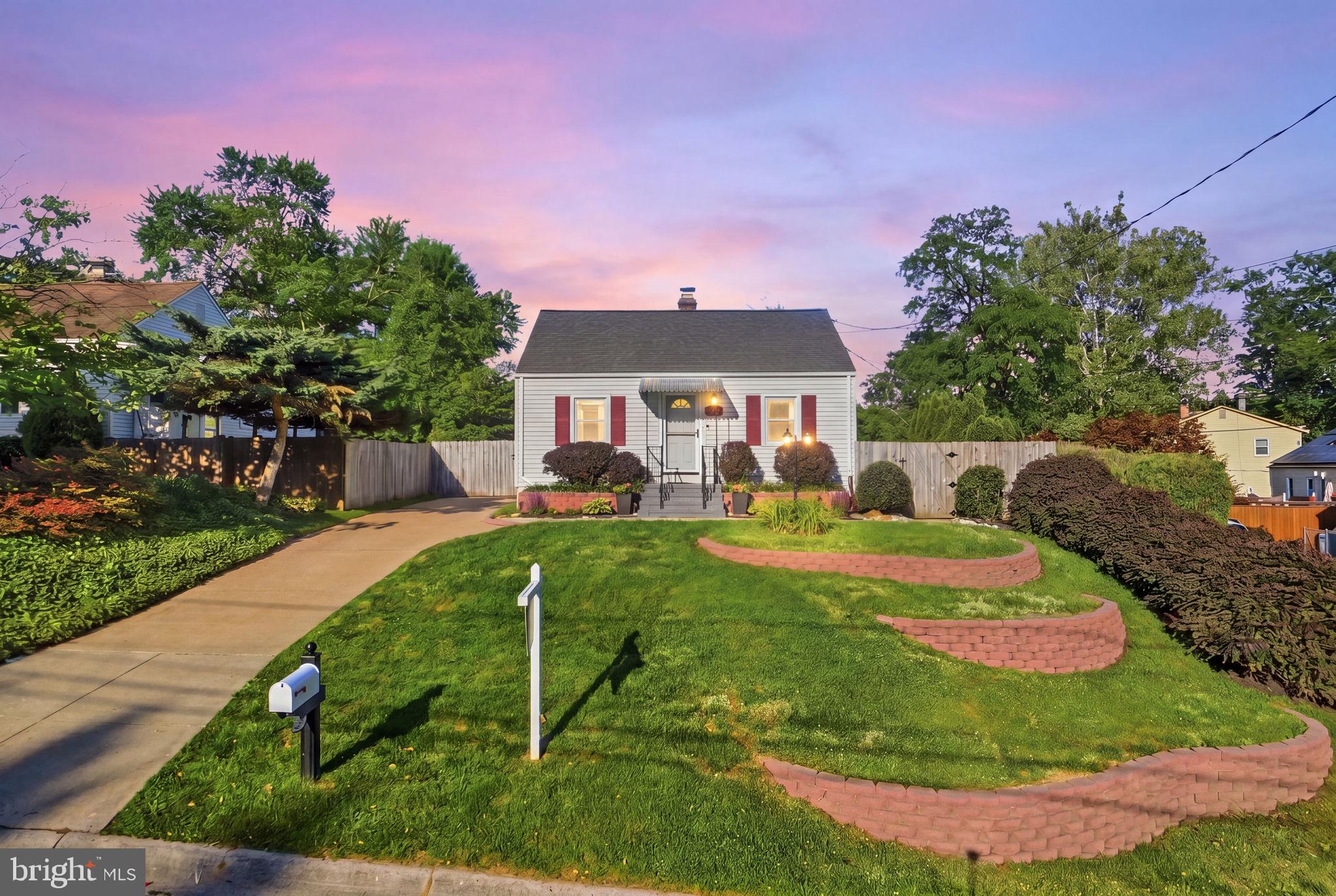 VEIRS MILL VILLAGE - Residential