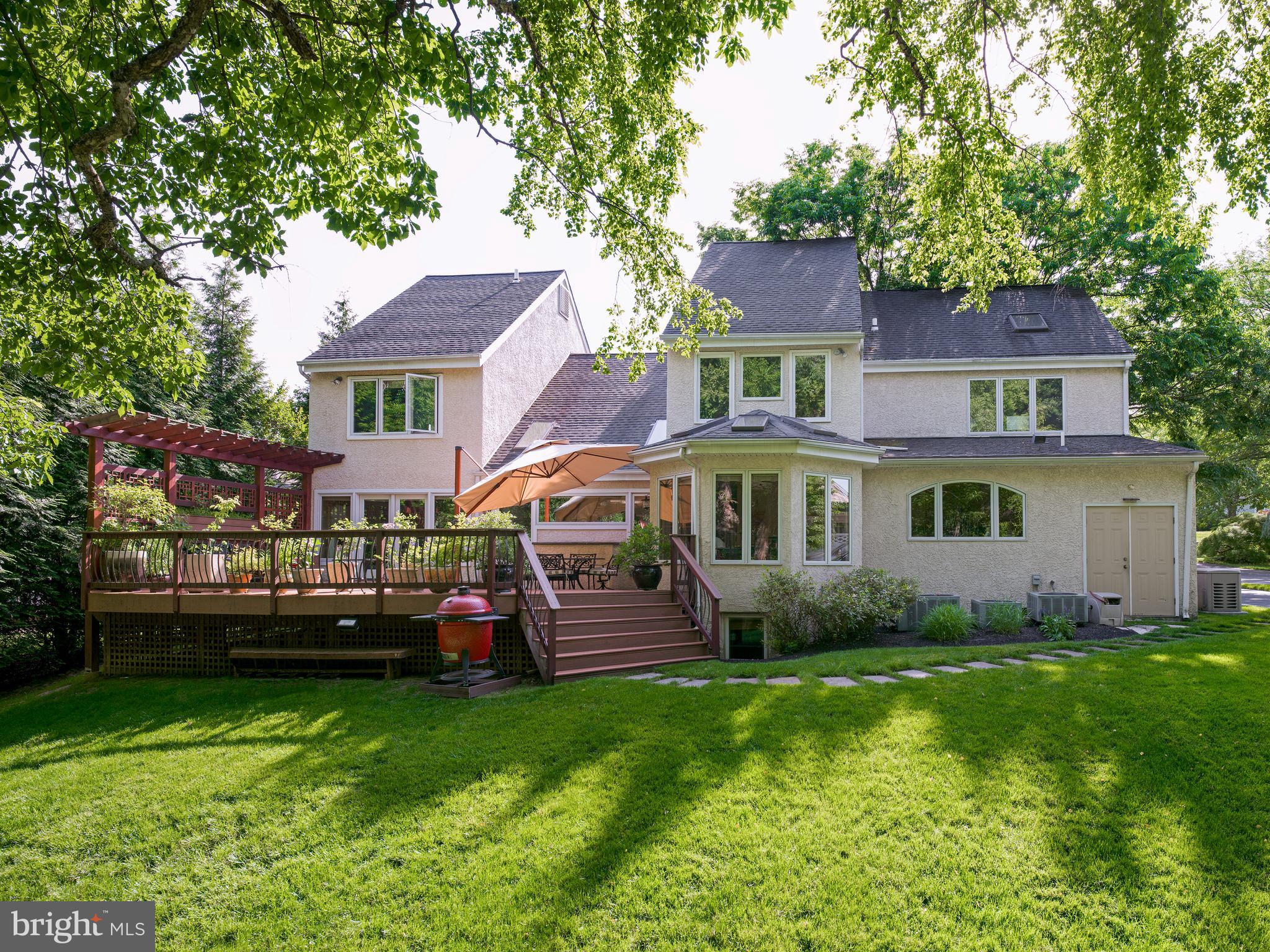 INDIAN CREEK - Residential