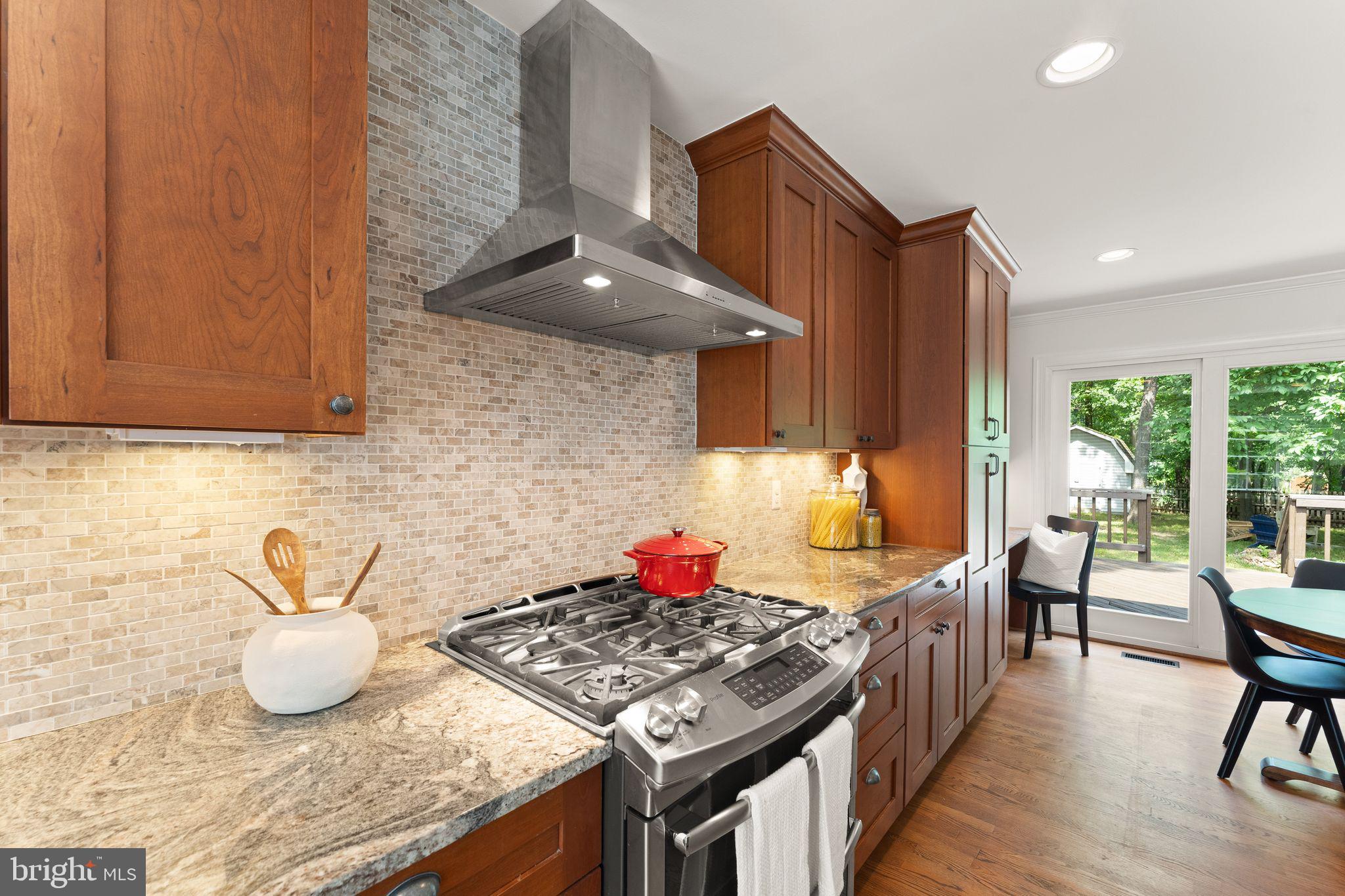 STRATTON WOODS - Residential