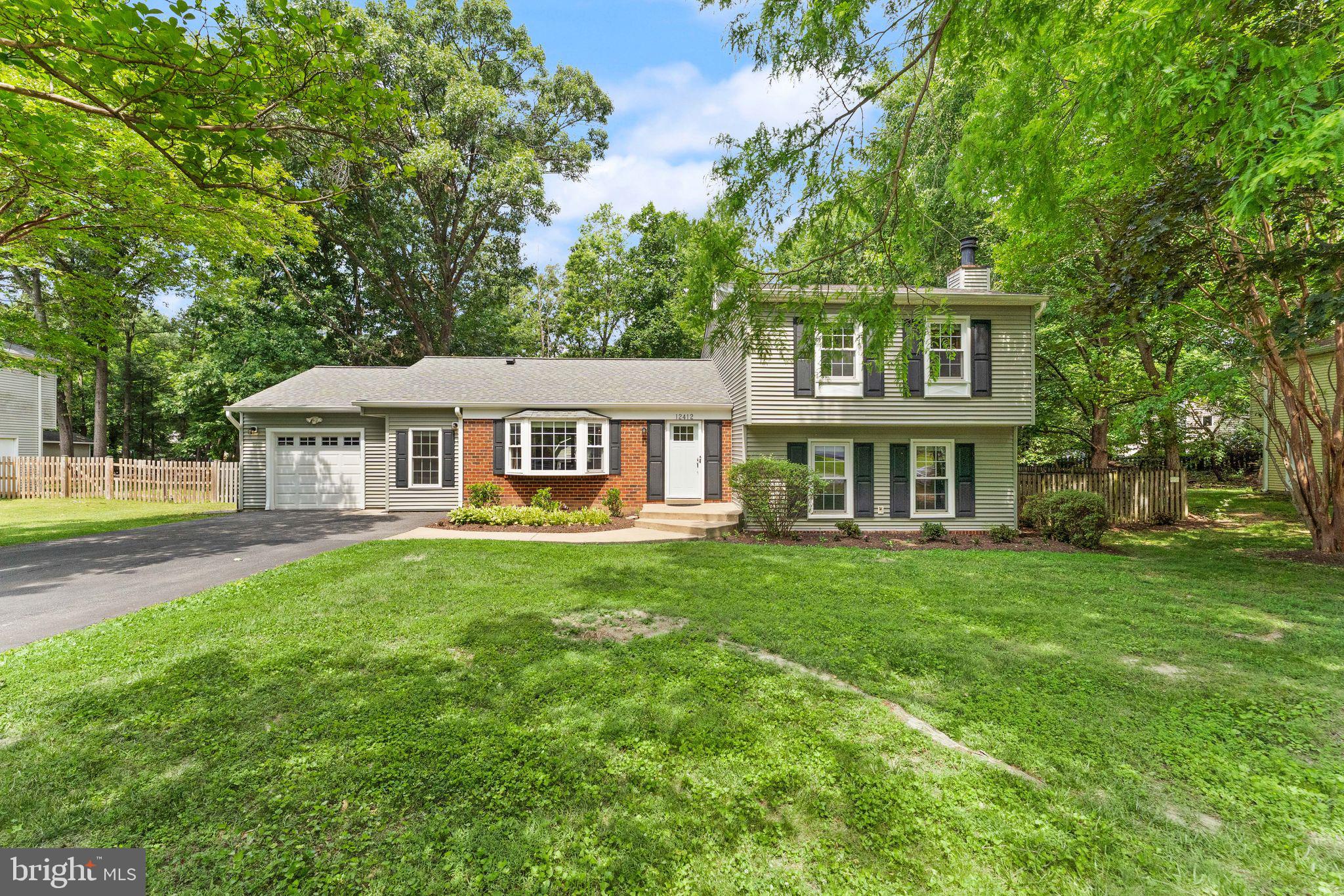 STRATTON WOODS - Residential