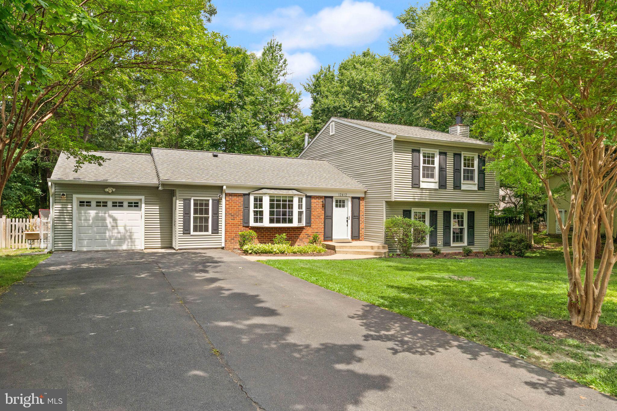 STRATTON WOODS - Residential