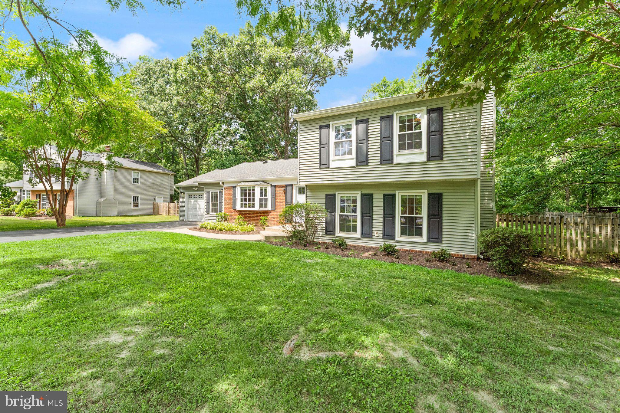 STRATTON WOODS - Residential