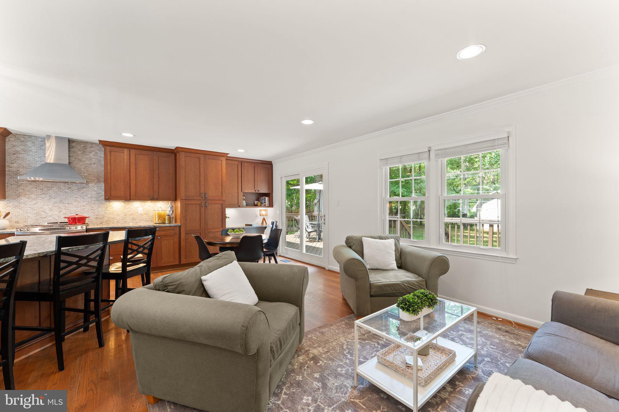 STRATTON WOODS - Residential