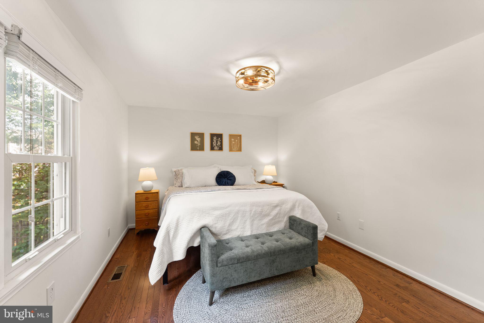 STRATTON WOODS - Residential
