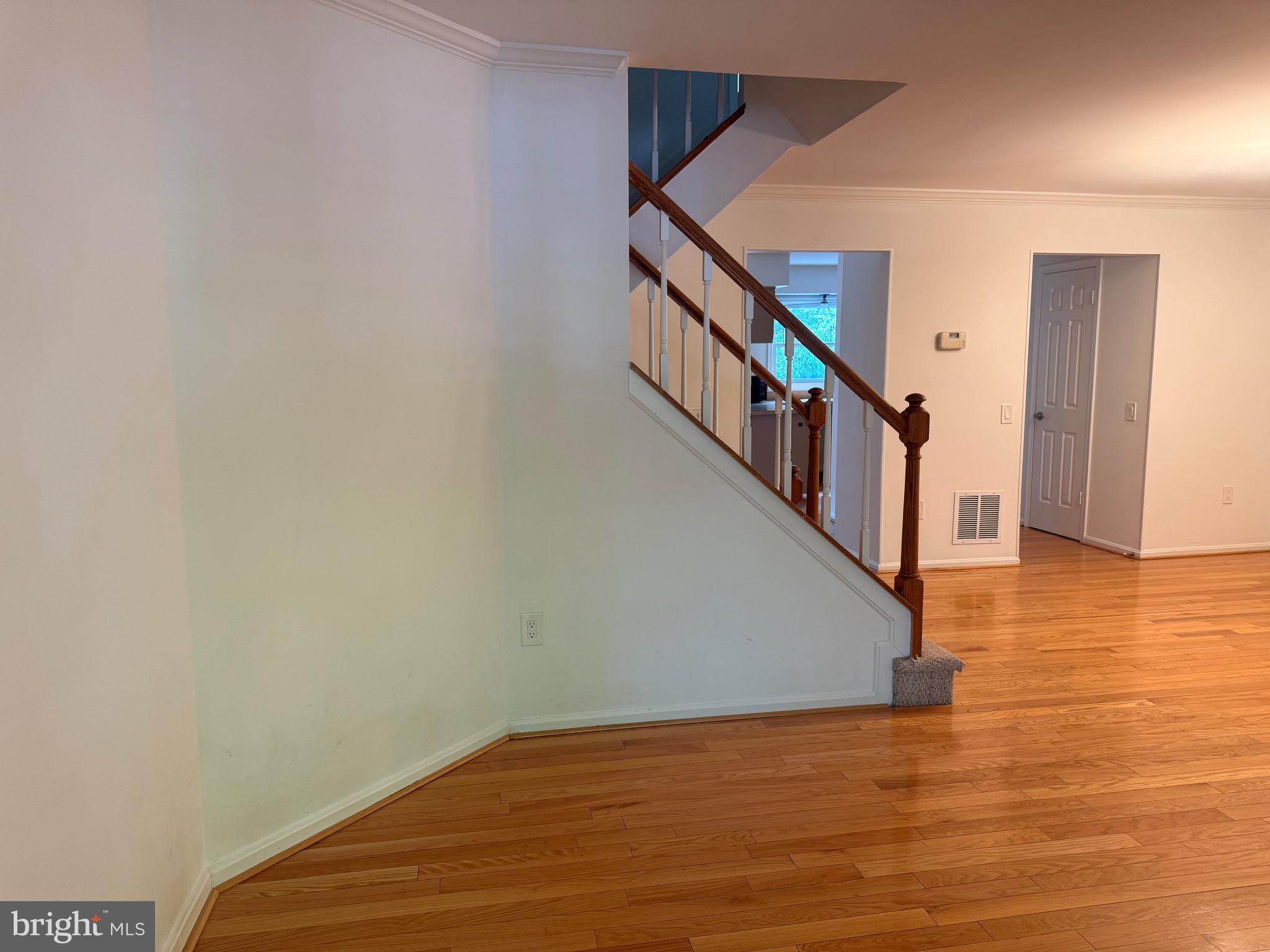 DUMONT OAKS - Residential Lease