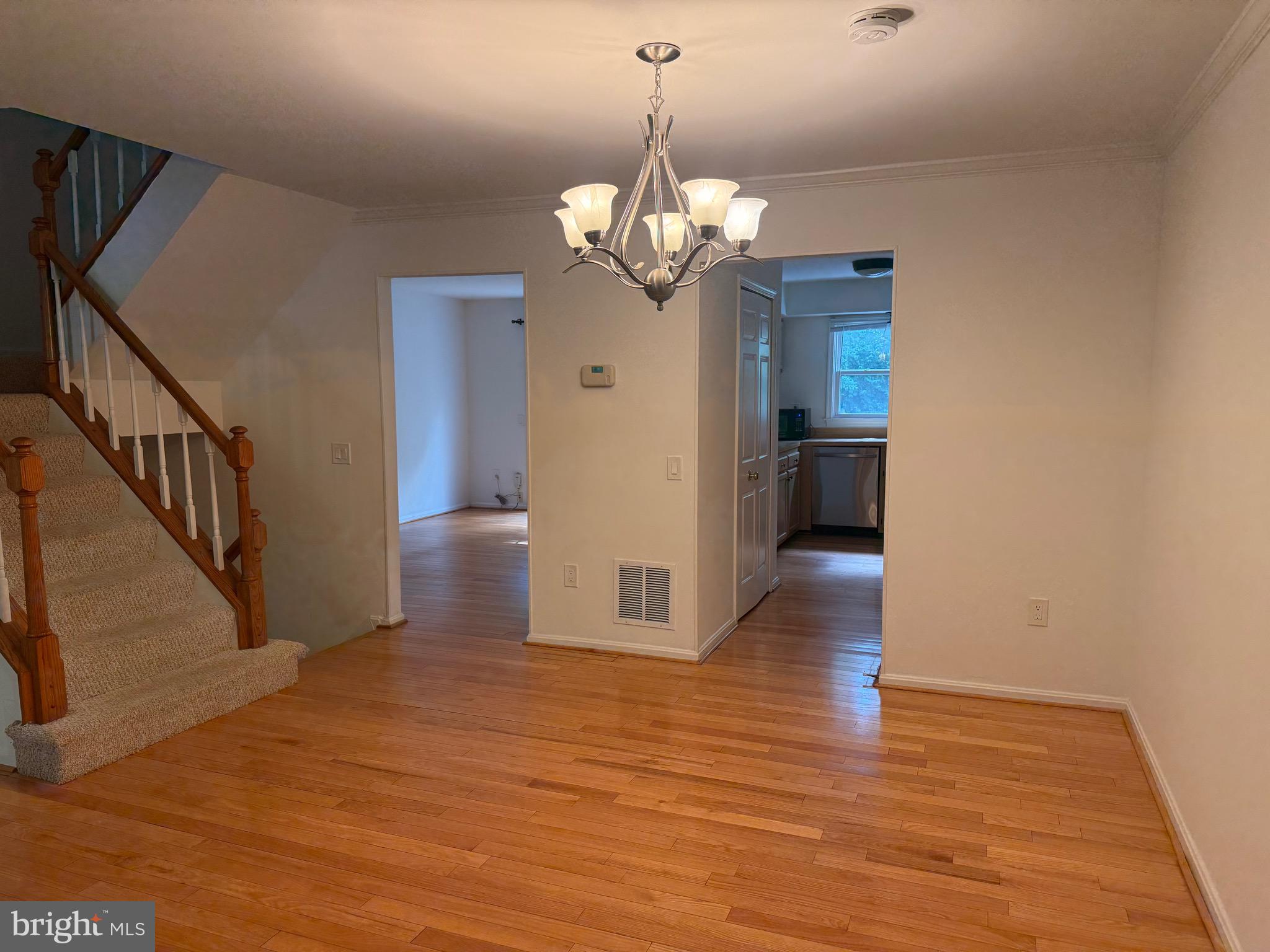 DUMONT OAKS - Residential Lease