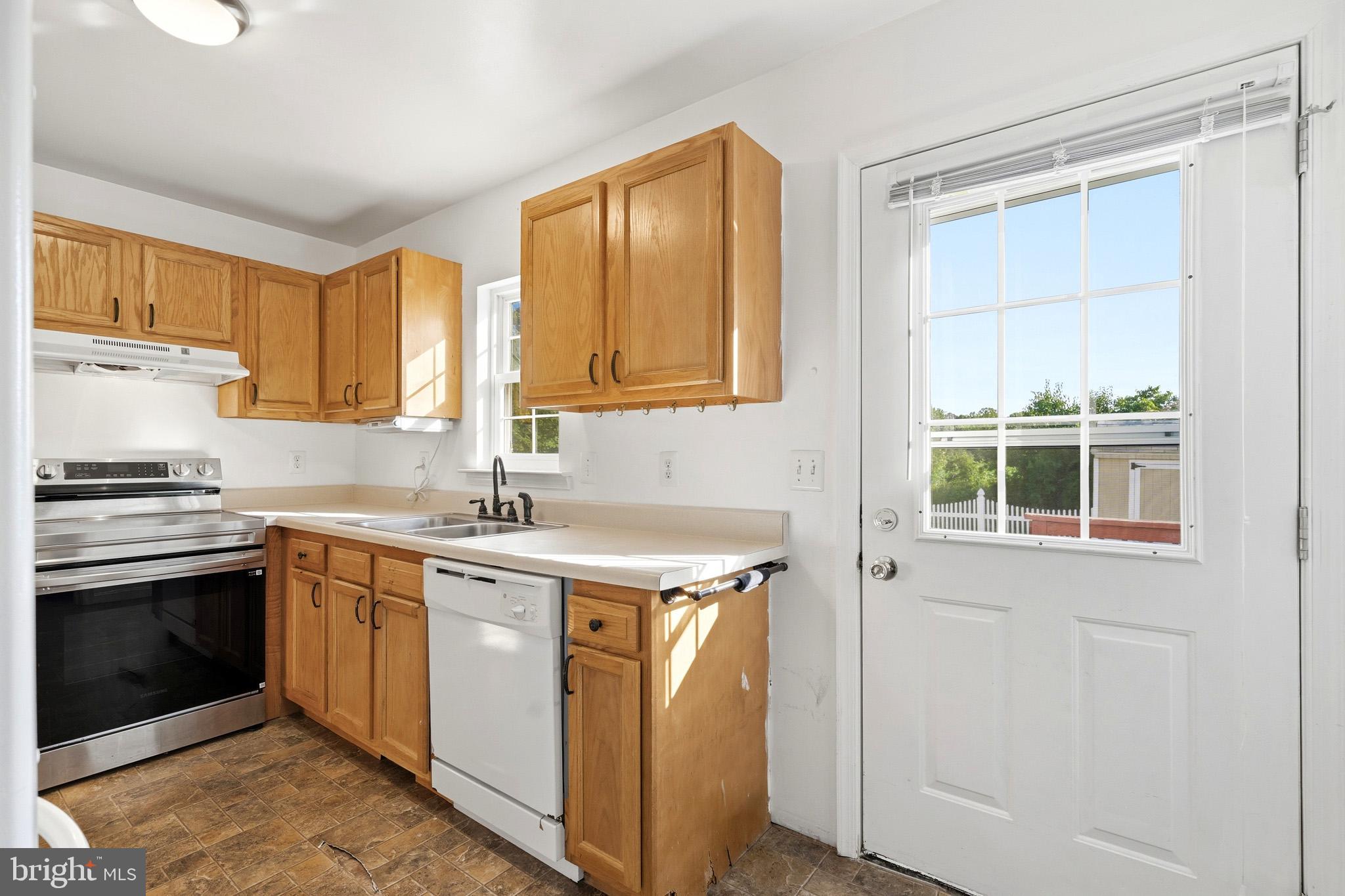 HUNTING CREEK - Residential