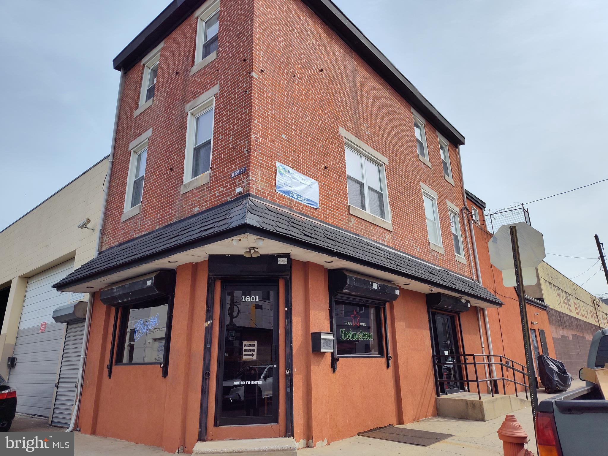 OLDE KENSINGTON - Commercial Sale