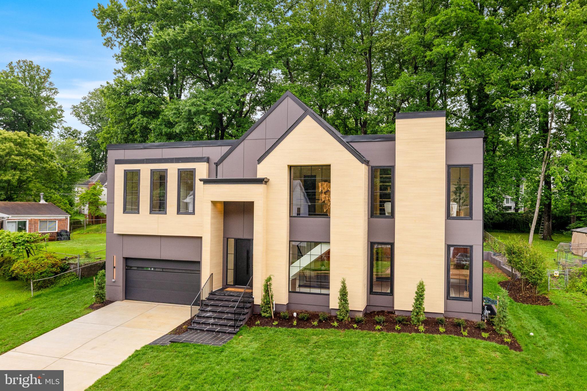 VIENNA WOODS - Residential