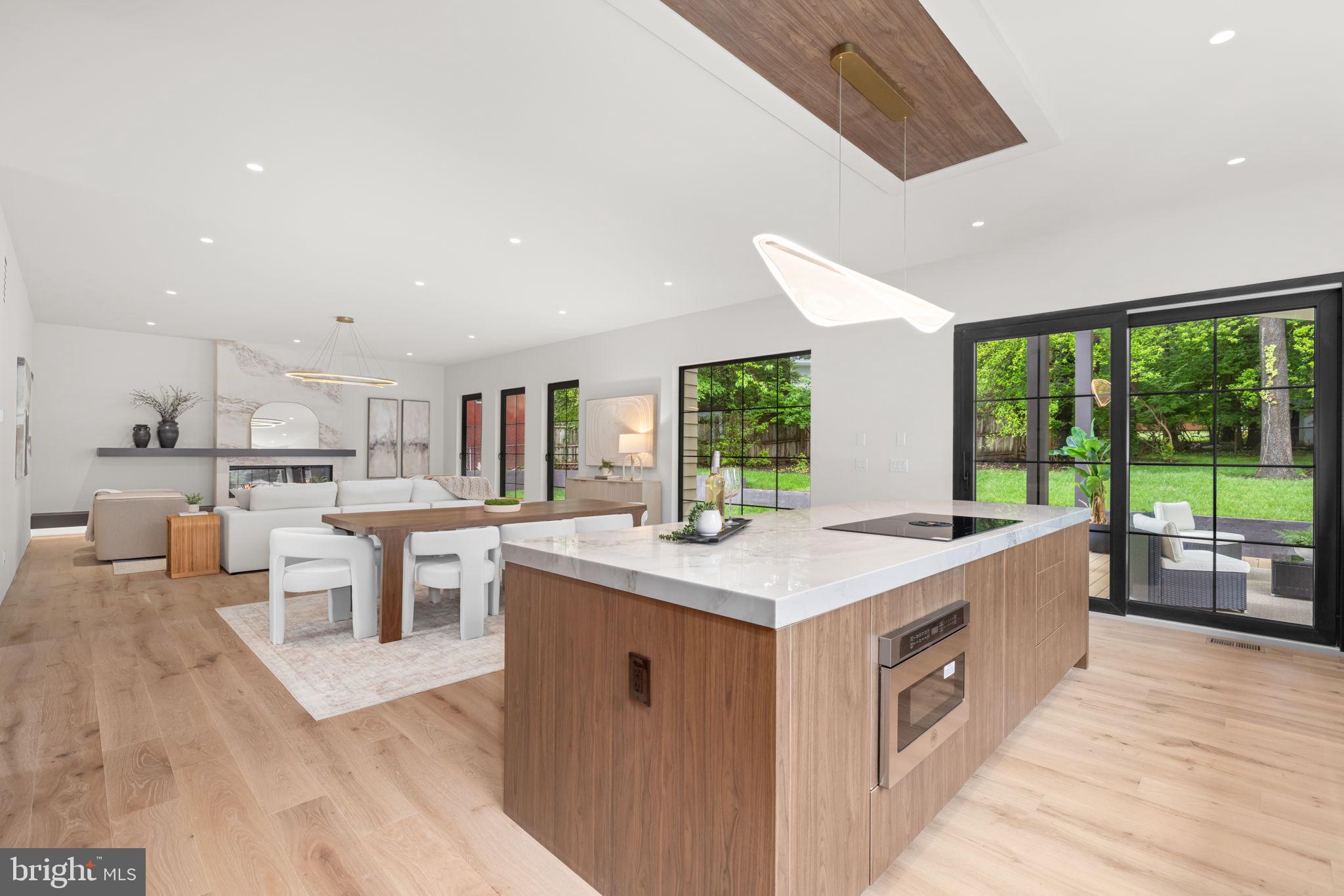 VIENNA WOODS - Residential