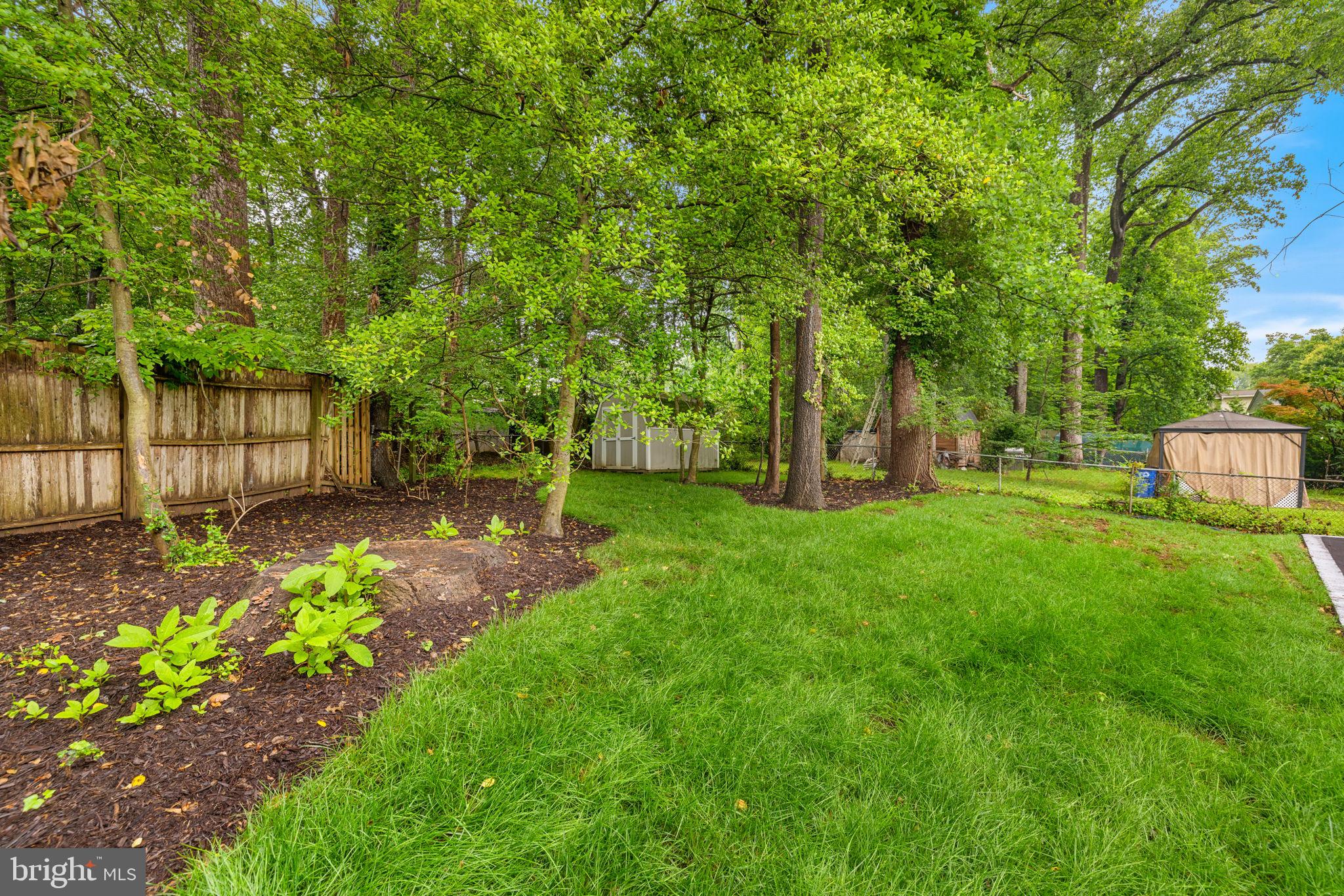 VIENNA WOODS - Residential