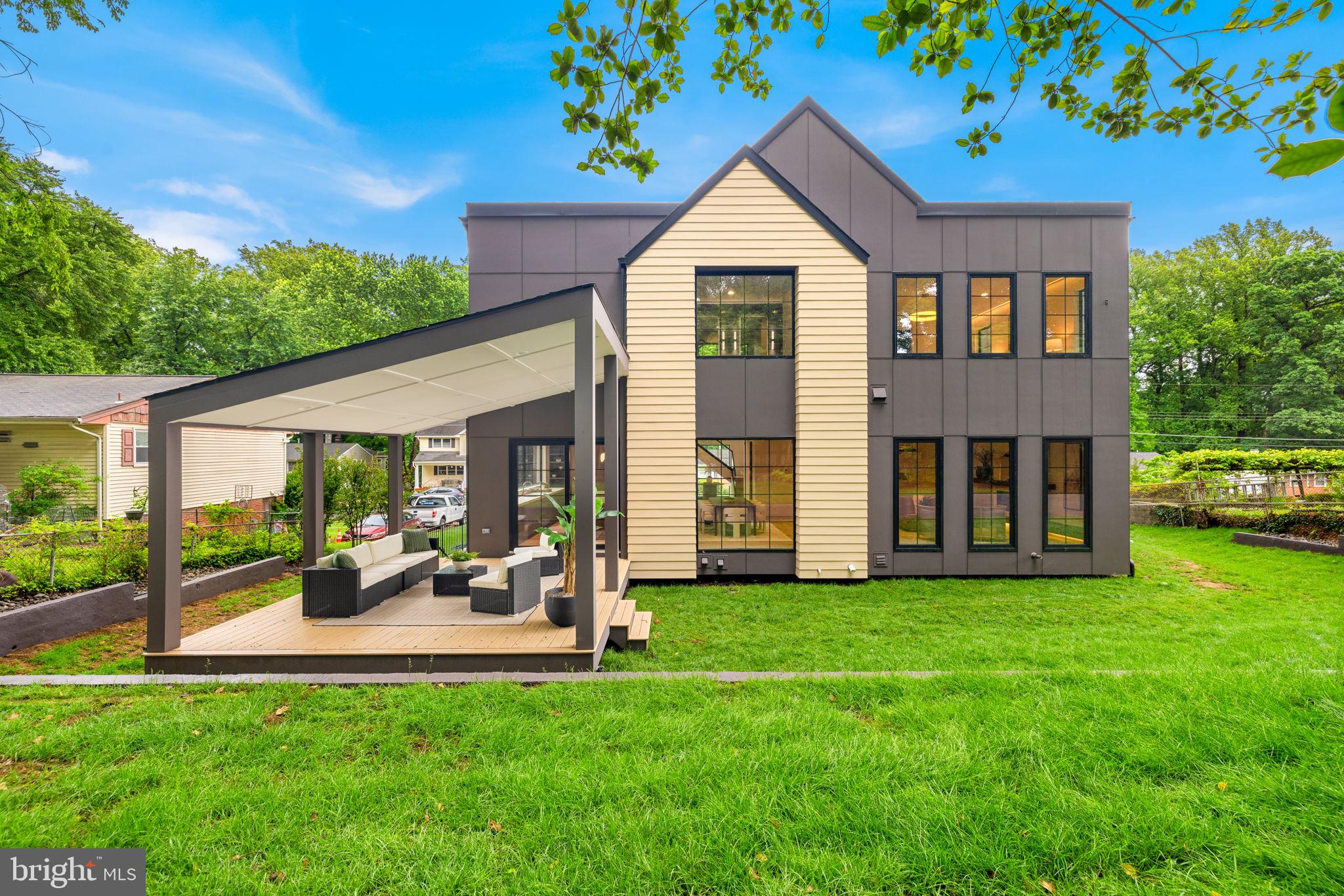 VIENNA WOODS - Residential