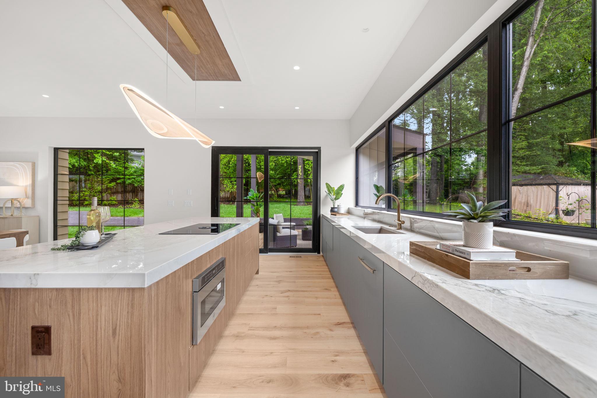 VIENNA WOODS - Residential