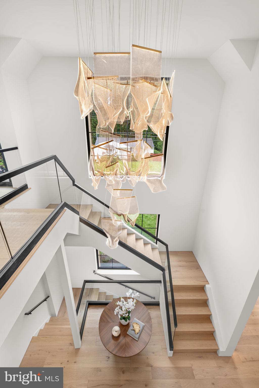 VIENNA WOODS - Residential