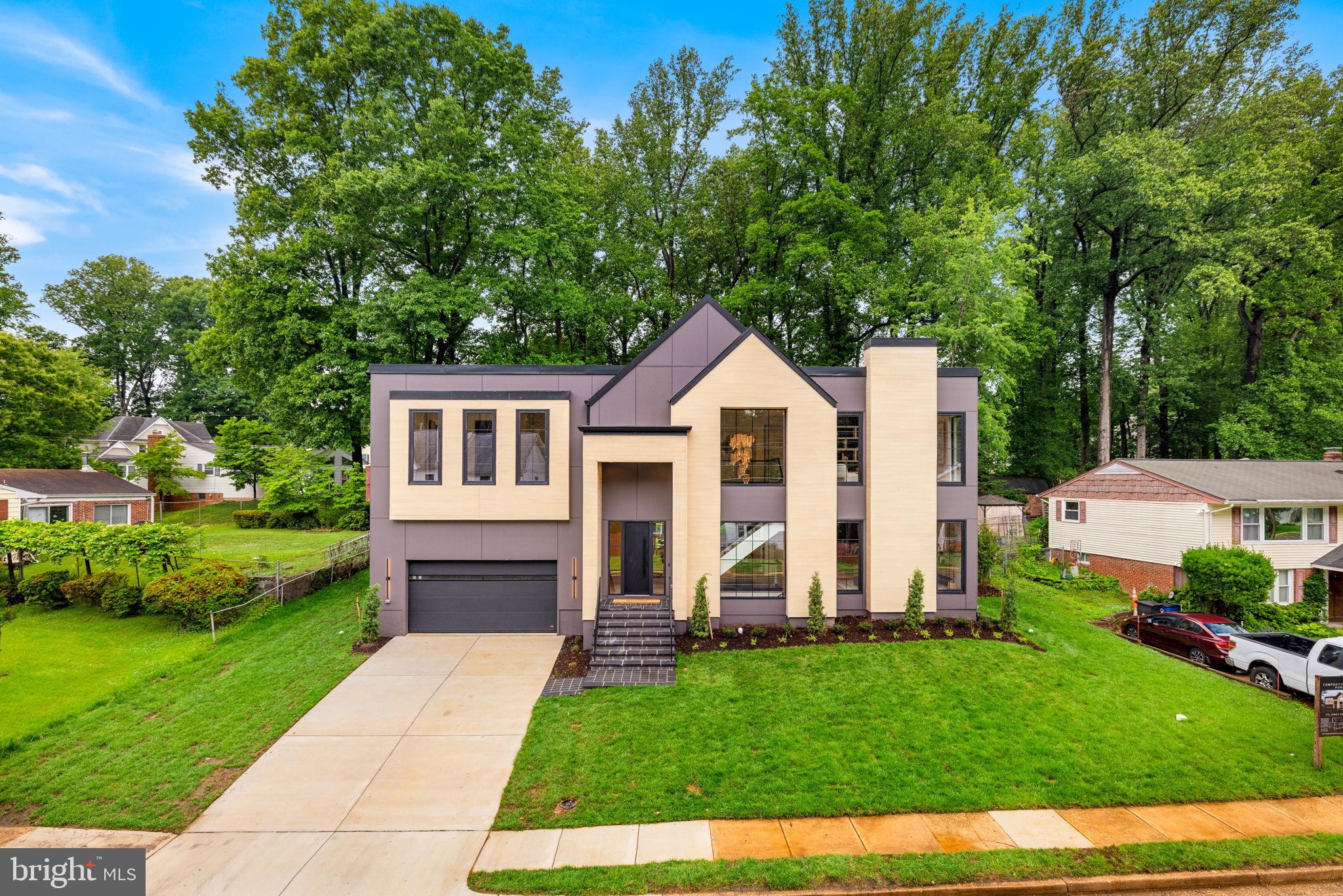 VIENNA WOODS - Residential