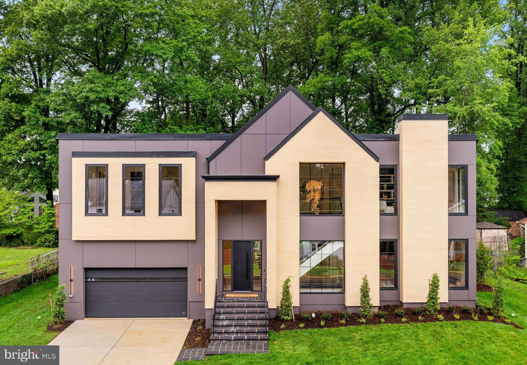 VIENNA WOODS - Residential