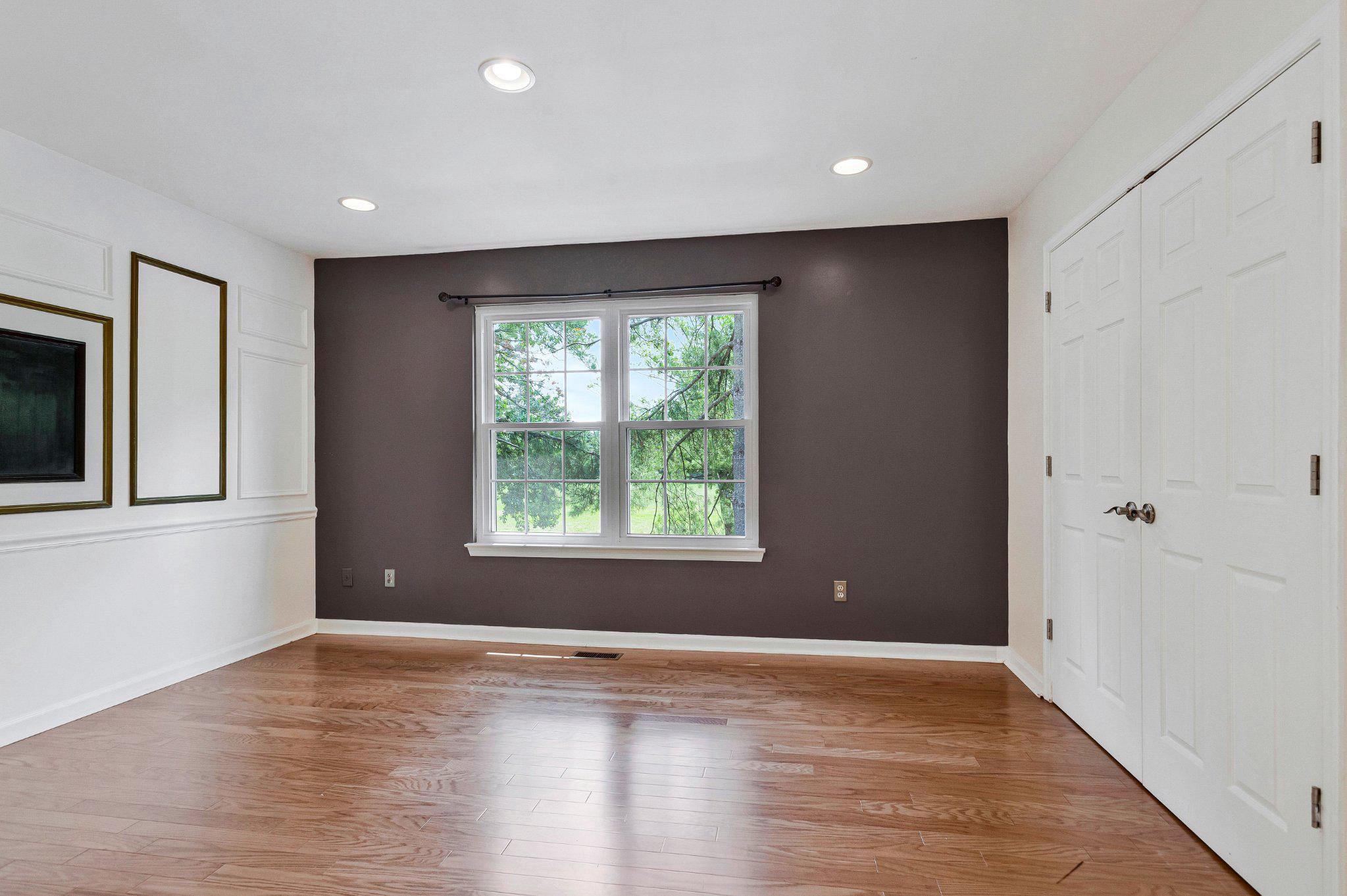 MITCHELLVILLE TOWNHOUSES - Residential