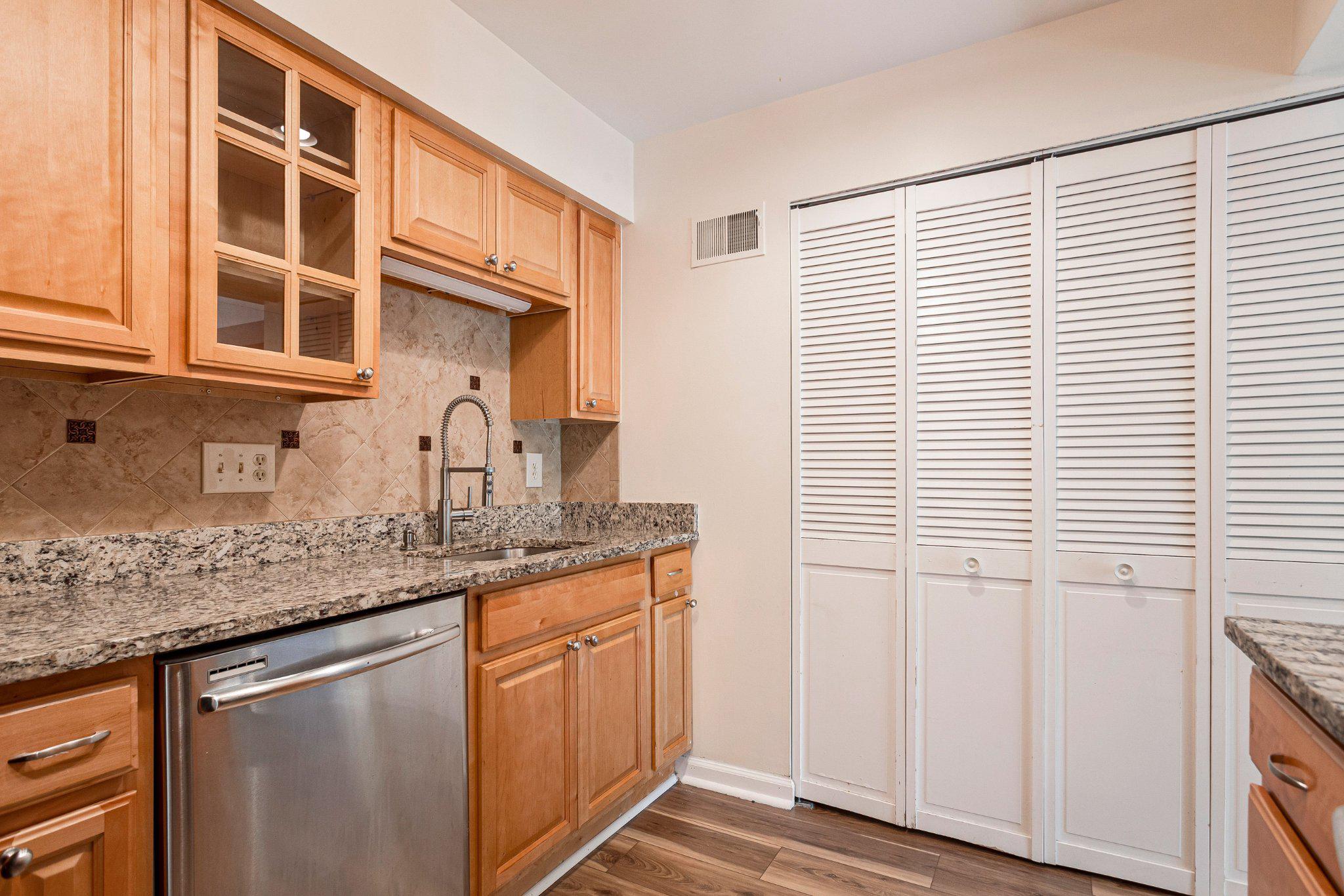MITCHELLVILLE TOWNHOUSES - Residential