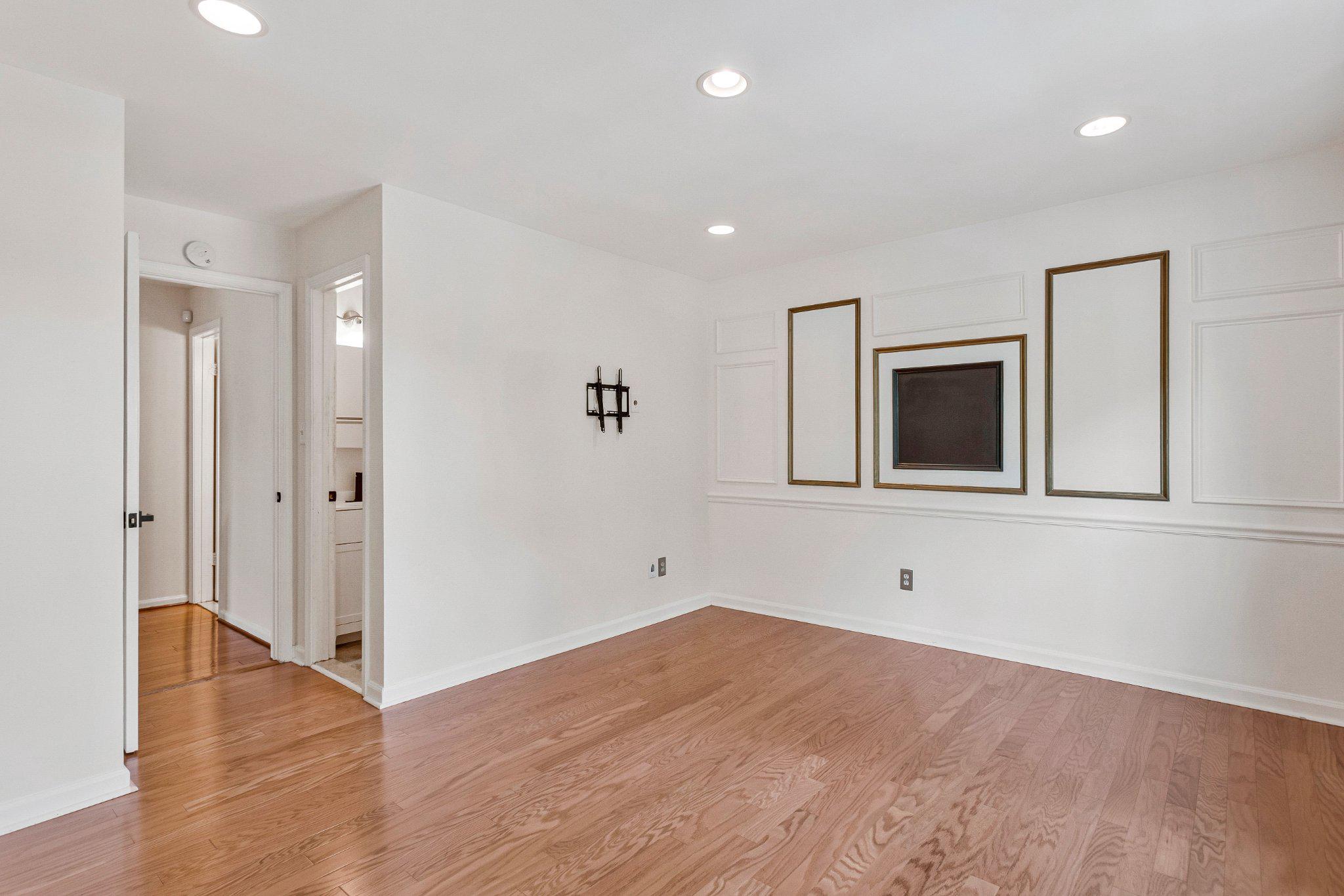 MITCHELLVILLE TOWNHOUSES - Residential