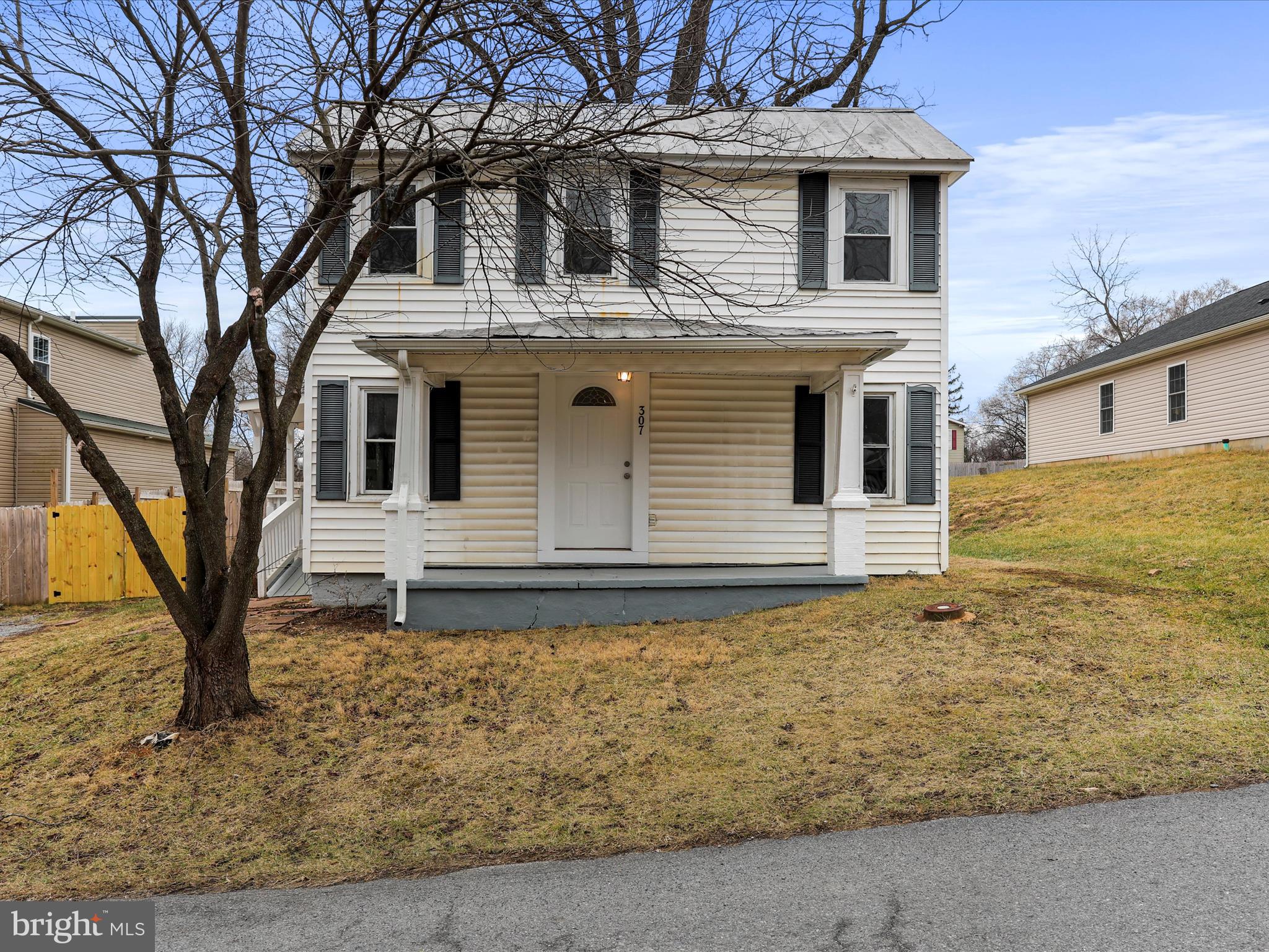 Newly renovated, move in ready in a great location!  Check out this 2 story home with a fully fenced, private back yard perfect for the pets and kids!  This home features a new kitchen with shaker cabinets, quartz countertops, and stainless appliances.  New LVP floors and lights throughout and new mini splits supplying heat and air.  Check this one out today!