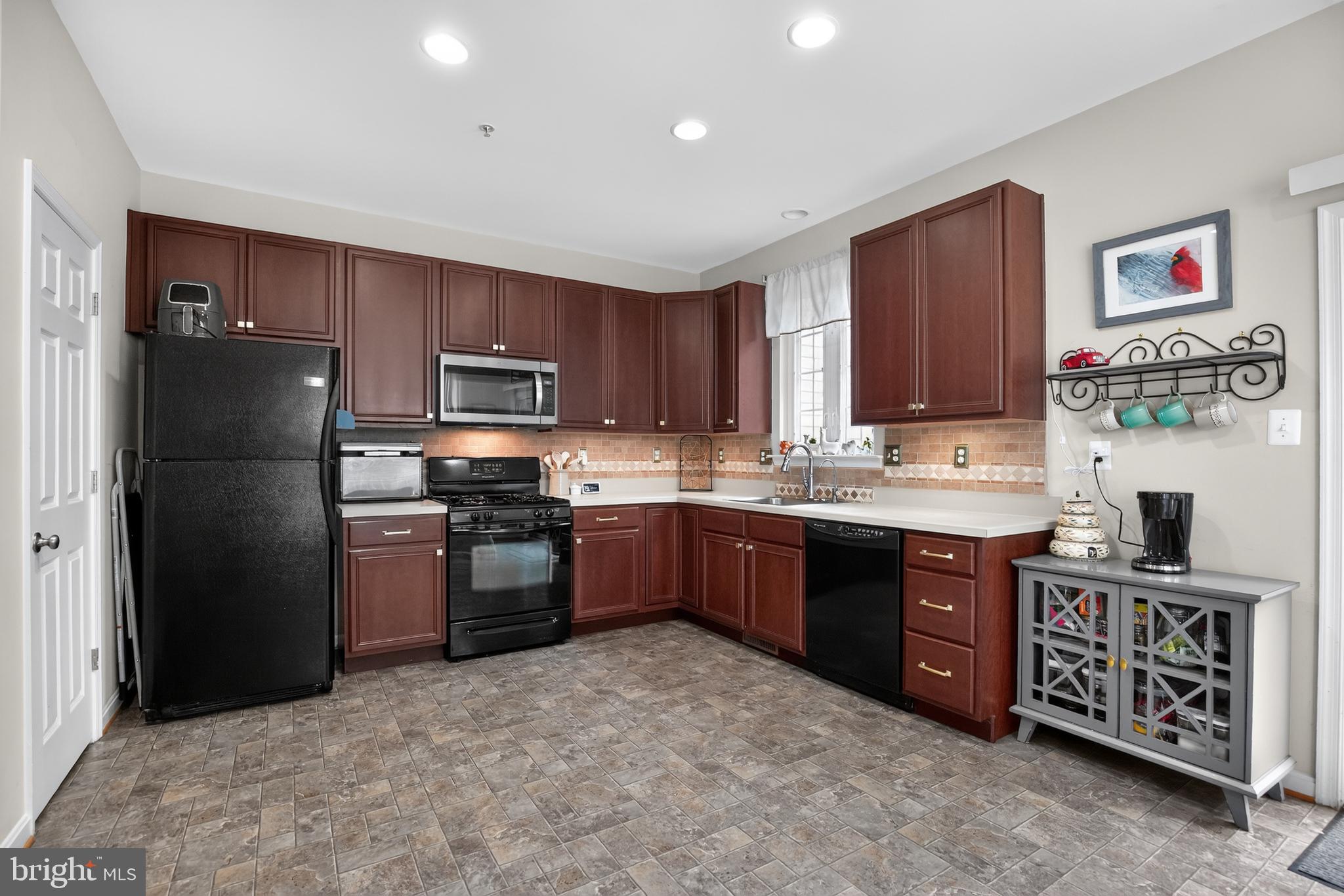 CLEMENTS WOODS - Residential