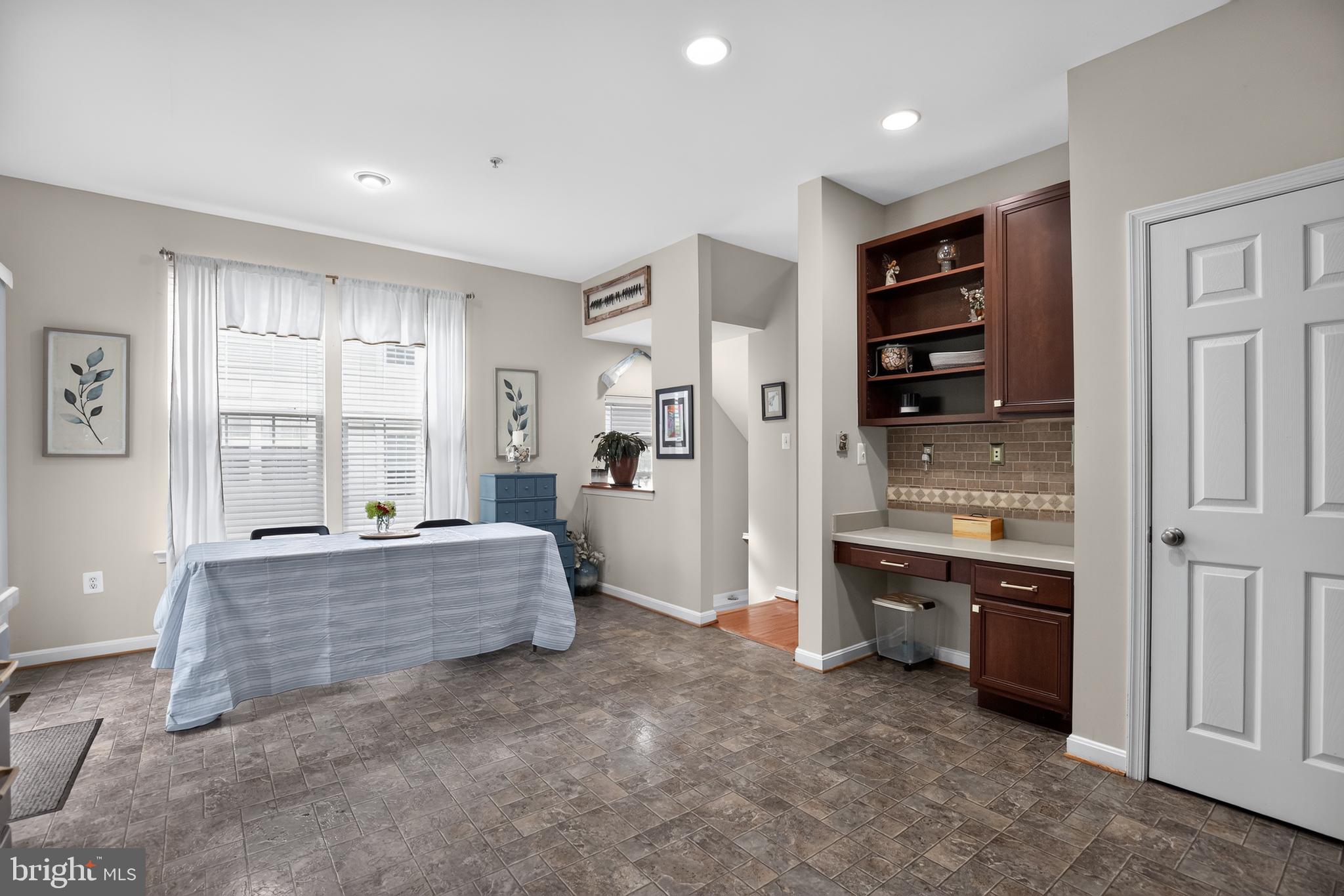 CLEMENTS WOODS - Residential