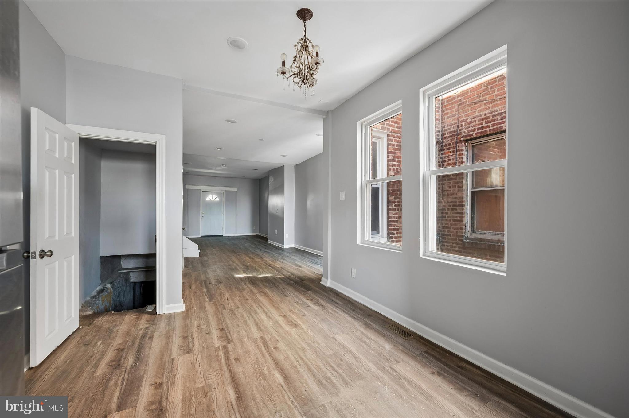 LOGAN - Residential