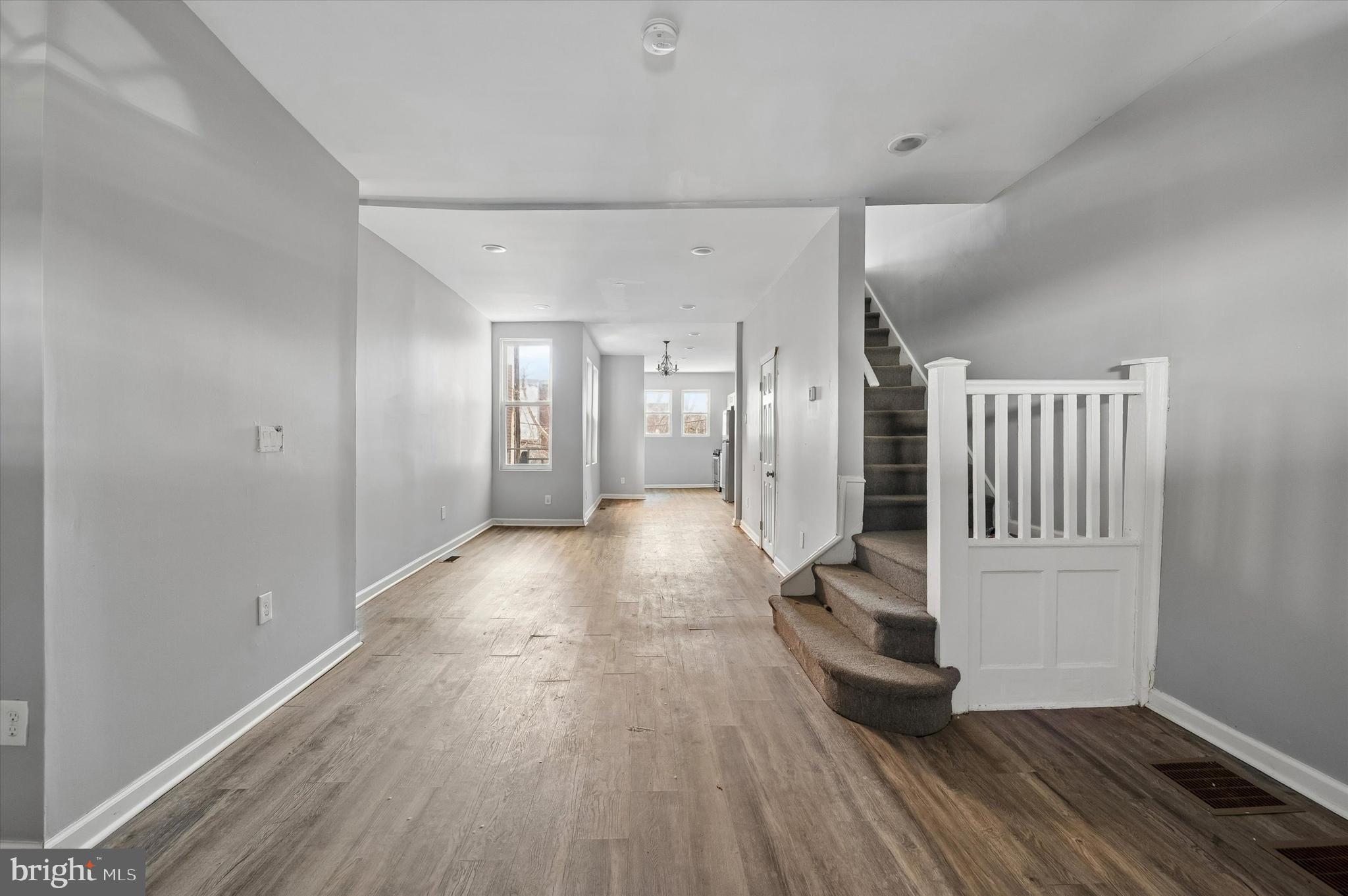 LOGAN - Residential