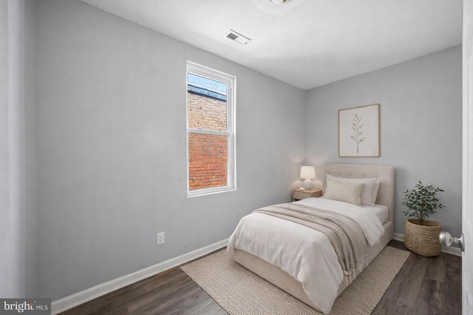 LOGAN - Residential