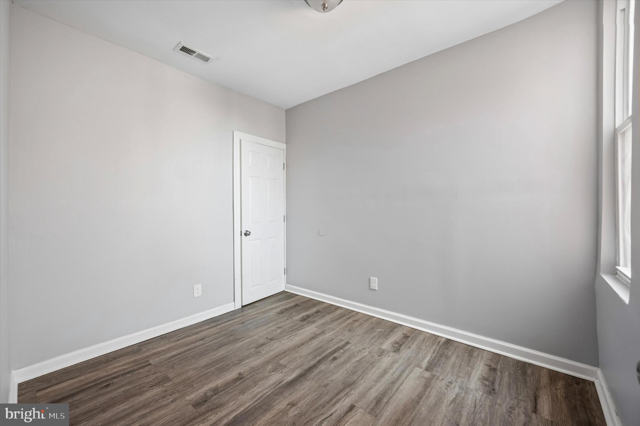 LOGAN - Residential