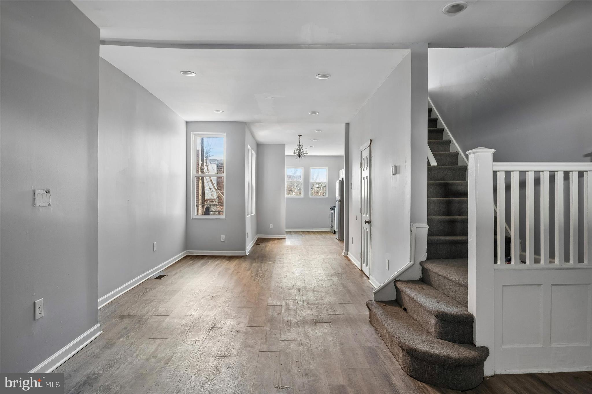 LOGAN - Residential