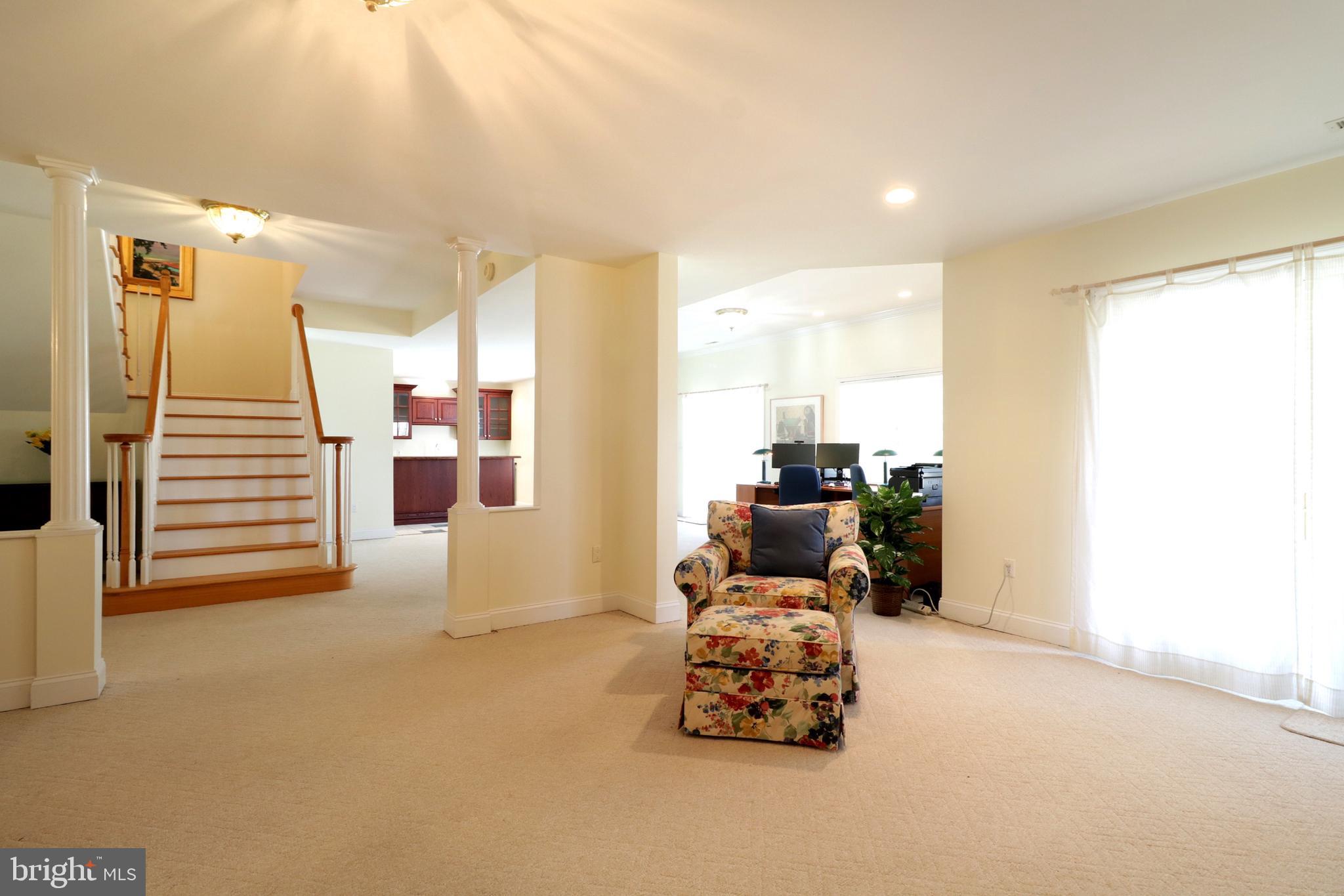 CENTRE HILLS - Residential