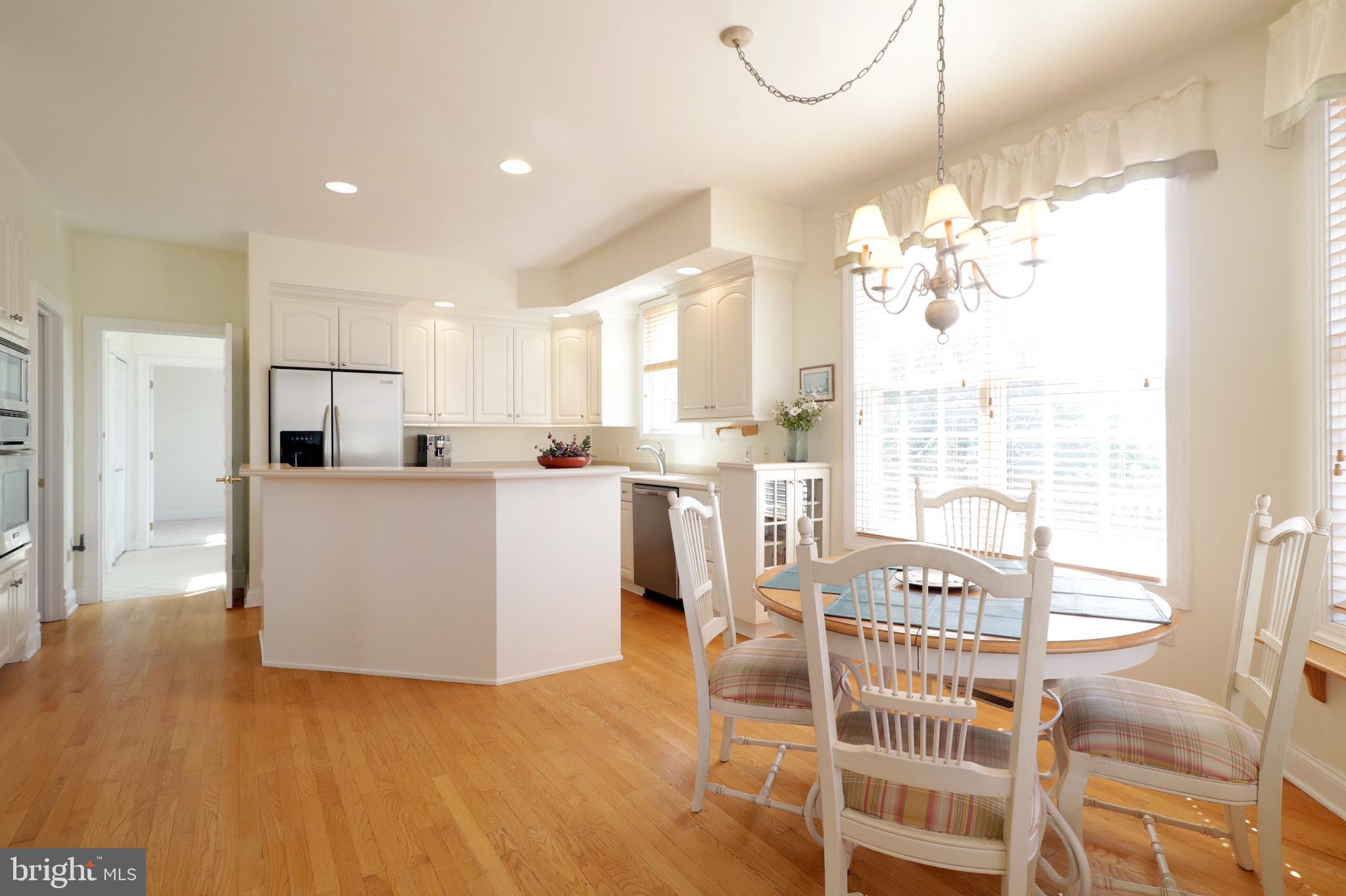 CENTRE HILLS - Residential