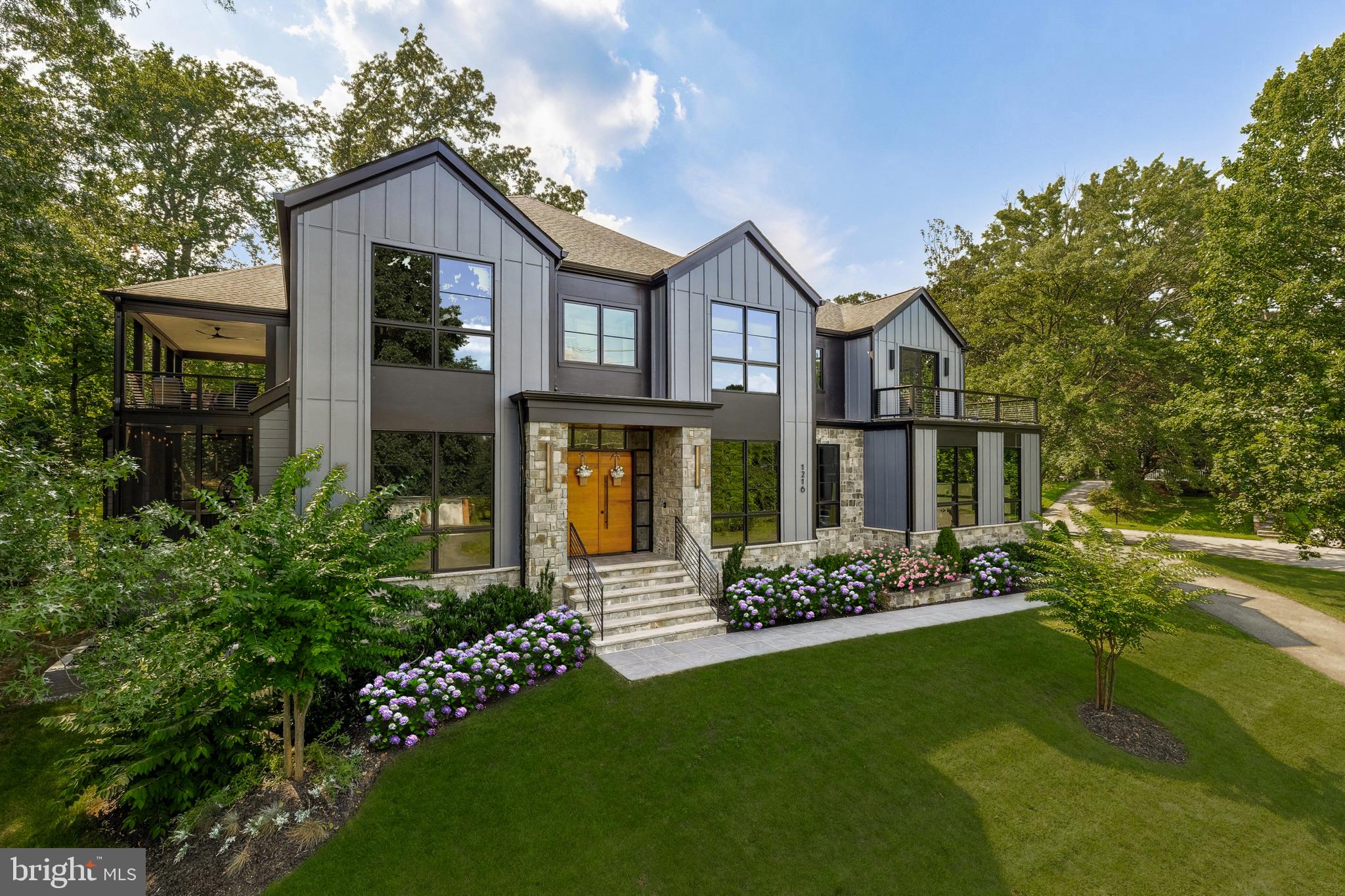 HANSBOROUGH - Residential