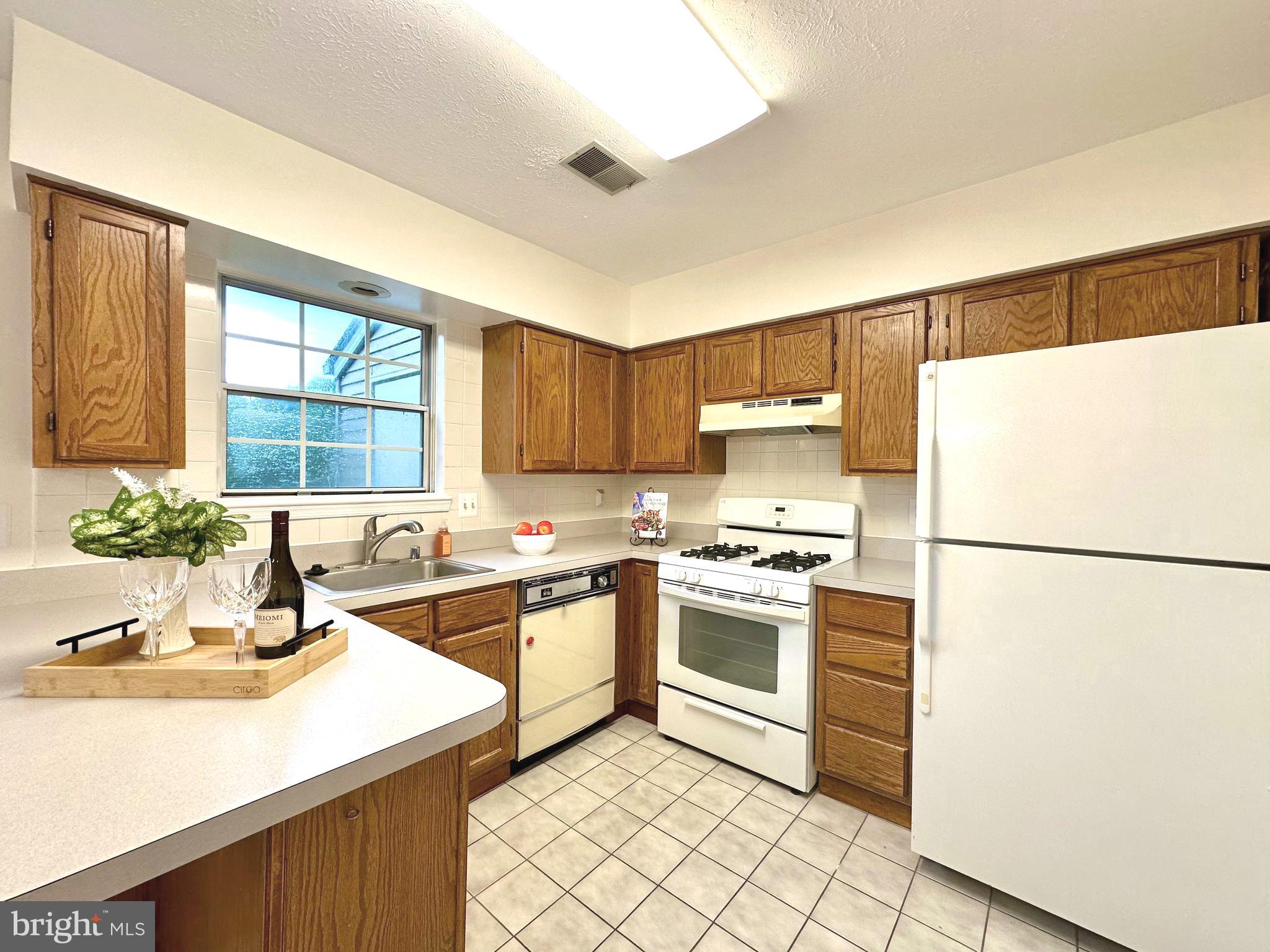 THE COLONY - Residential