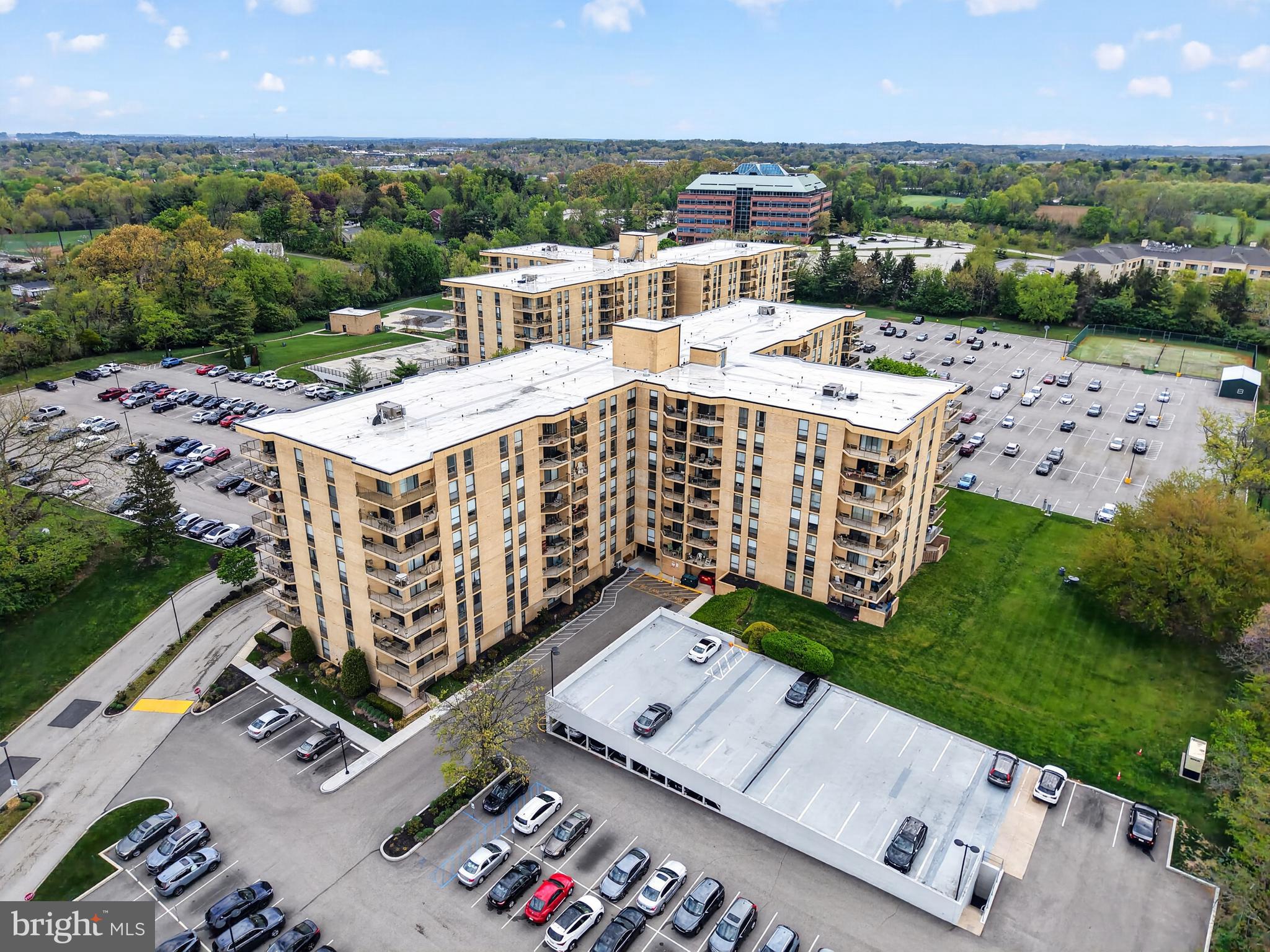 PLYMOUTH HILL - Residential
