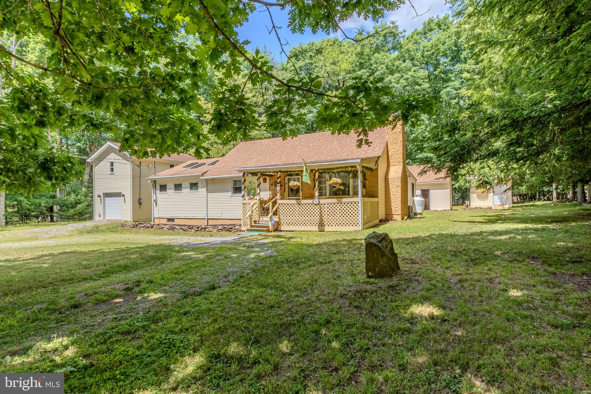 HICKORY HILLS - Residential